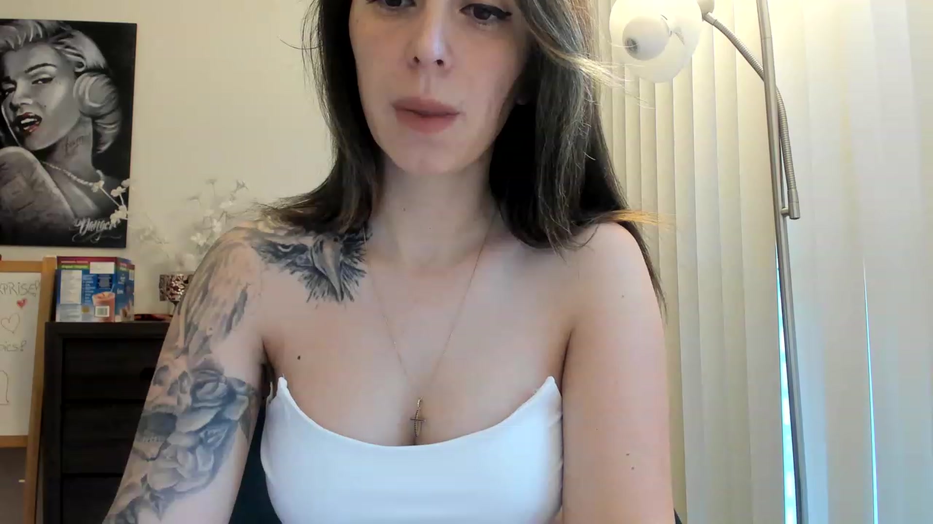 Gallery image thumbnail from DavinaClairee's myfreecams stream on, 04/22/2023, 14:49 image 14 of 20