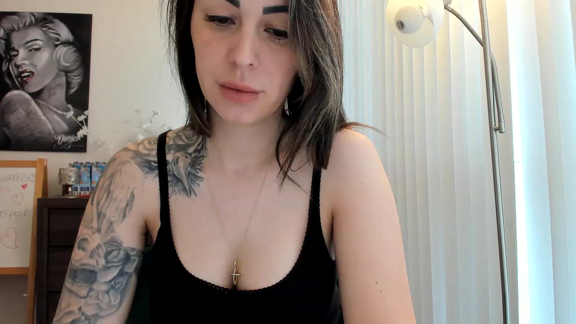 Gallery image thumbnail from DavinaClairee's myfreecams stream on, 04/24/2023, 15:26 image 8 of 20