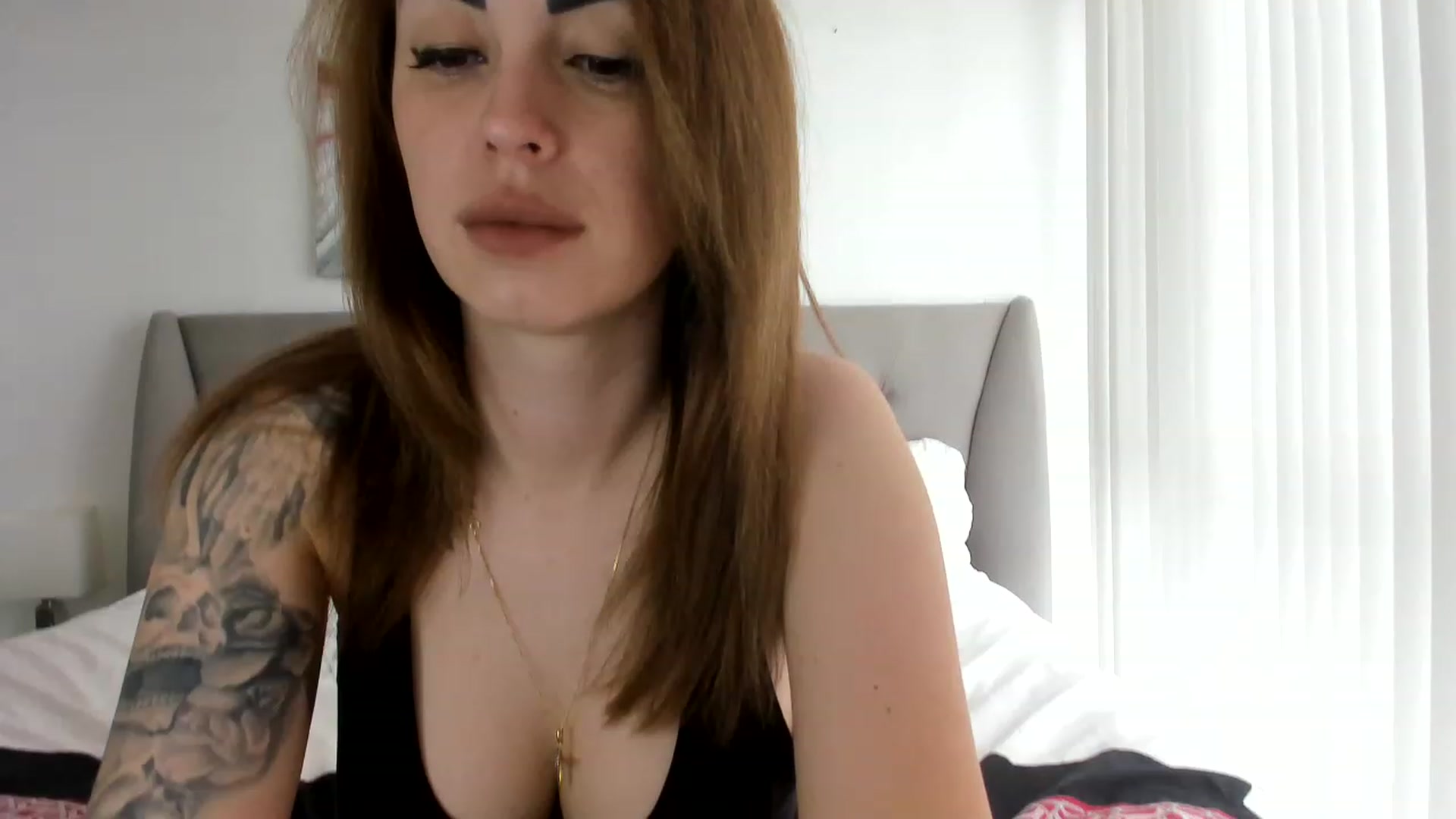 Gallery image thumbnail from DavinaClairee's myfreecams stream on, 05/16/2023, 14:11 image 17 of 20