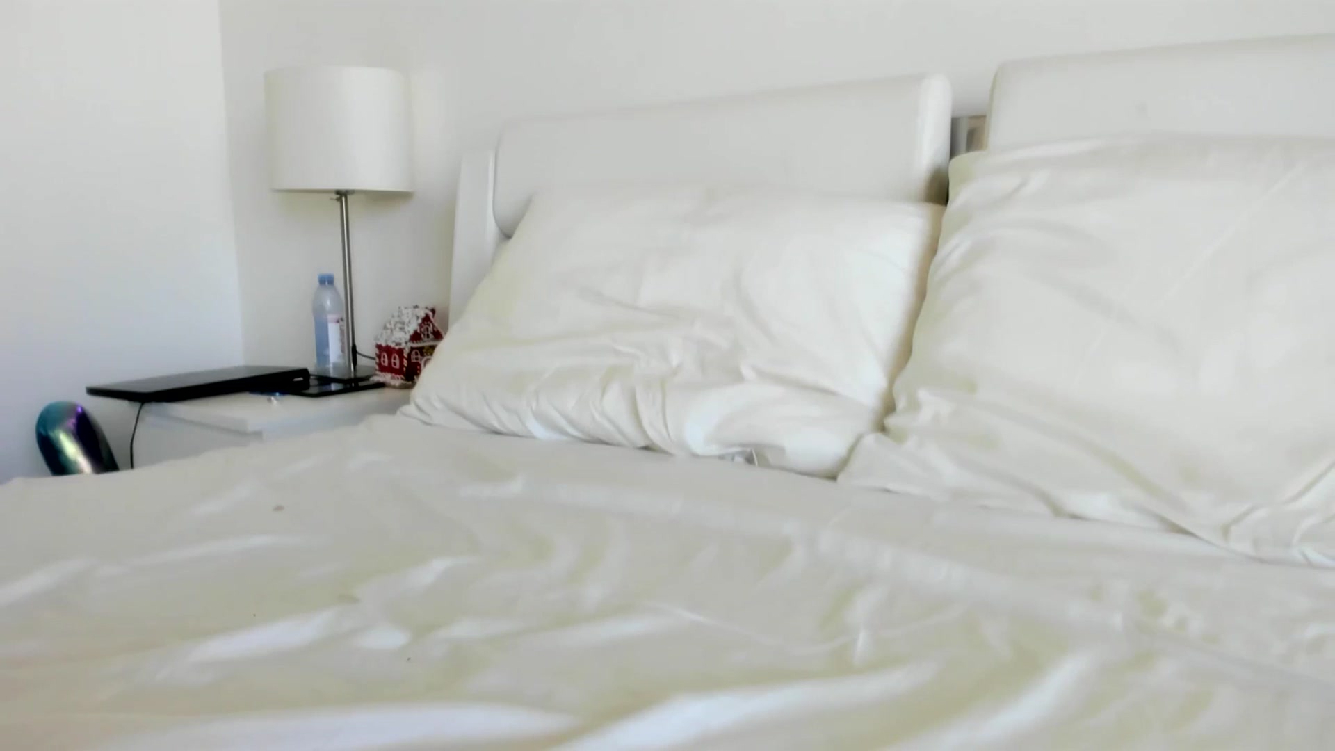 Gallery image thumbnail from DavinaClairee's myfreecams stream on, 05/20/2025, 18:23 image 19 of 20
