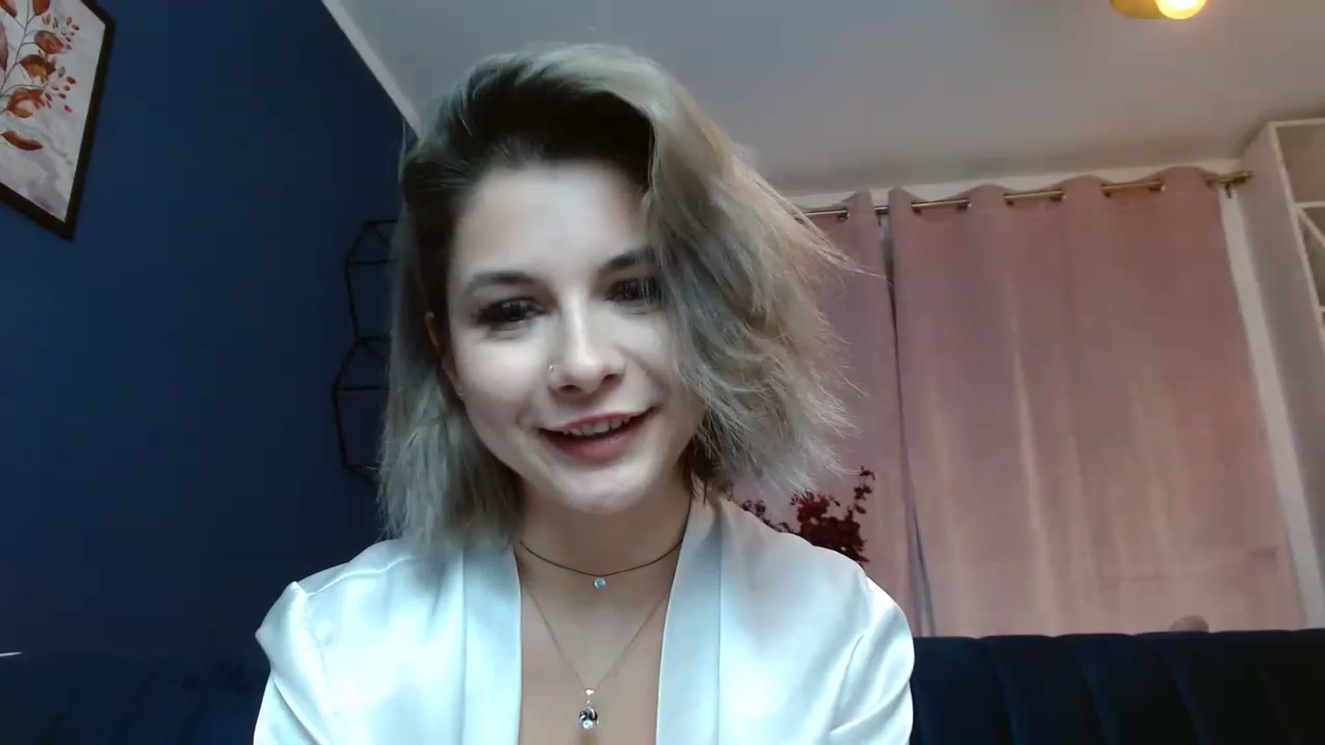 Gallery image thumbnail from DavinaDevine1's myfreecams stream on, 03/30/2023, 01:59 image 19 of 20