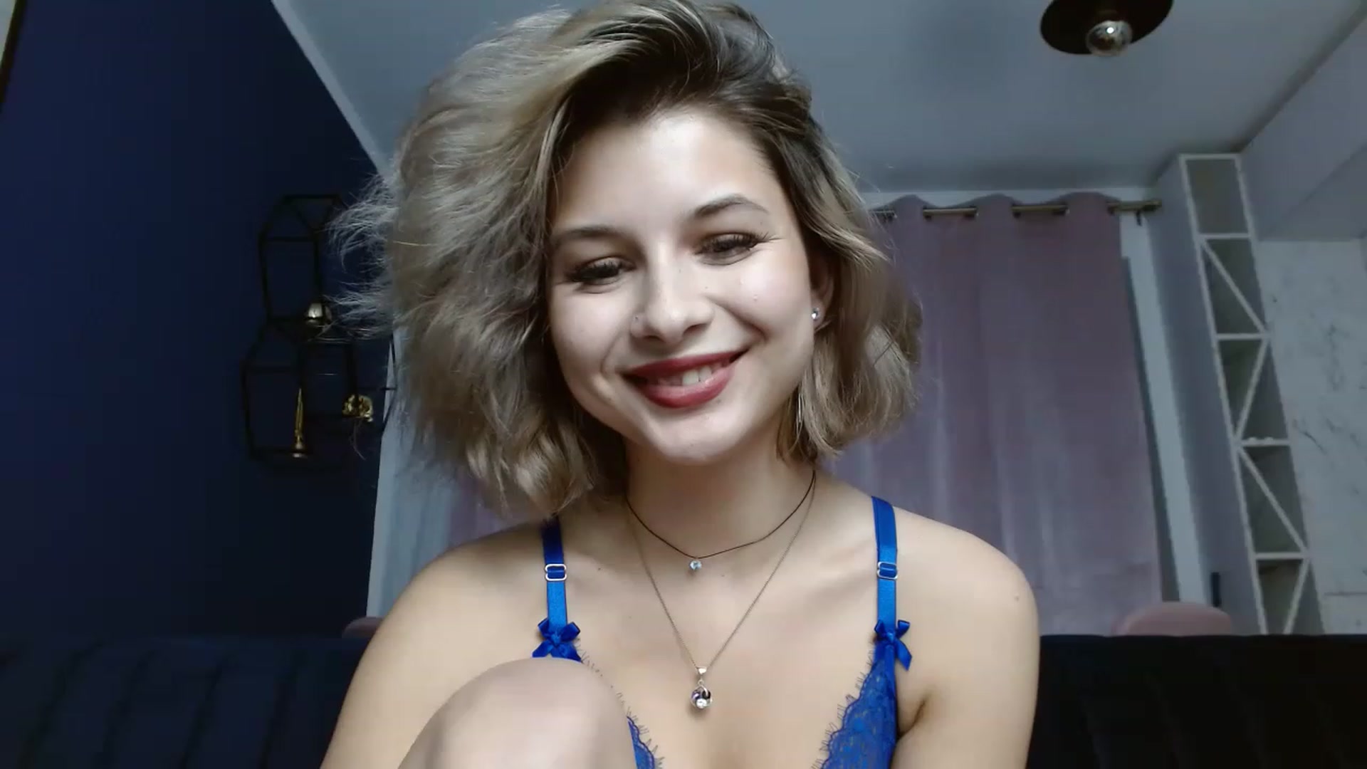 Gallery image thumbnail from DavinaDevine1's myfreecams stream on, 04/03/2023, 22:33 image 16 of 20