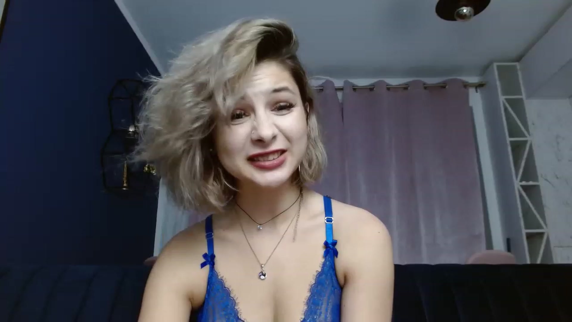 Gallery image thumbnail from DavinaDevine1's myfreecams stream on, 04/03/2023, 22:33 image 7 of 20