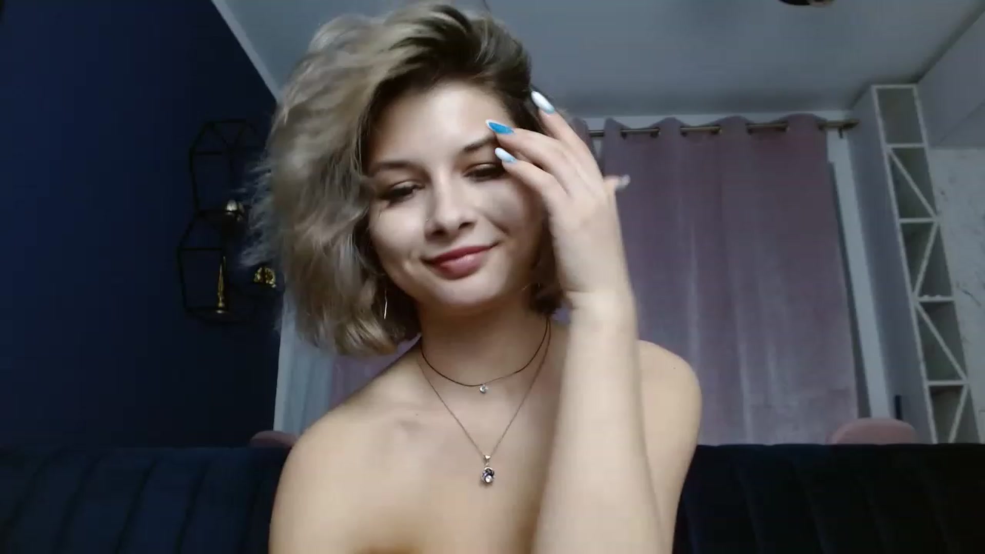 Gallery image thumbnail from DavinaDevine1's myfreecams stream on, 04/04/2023, 01:08 image 9 of 20