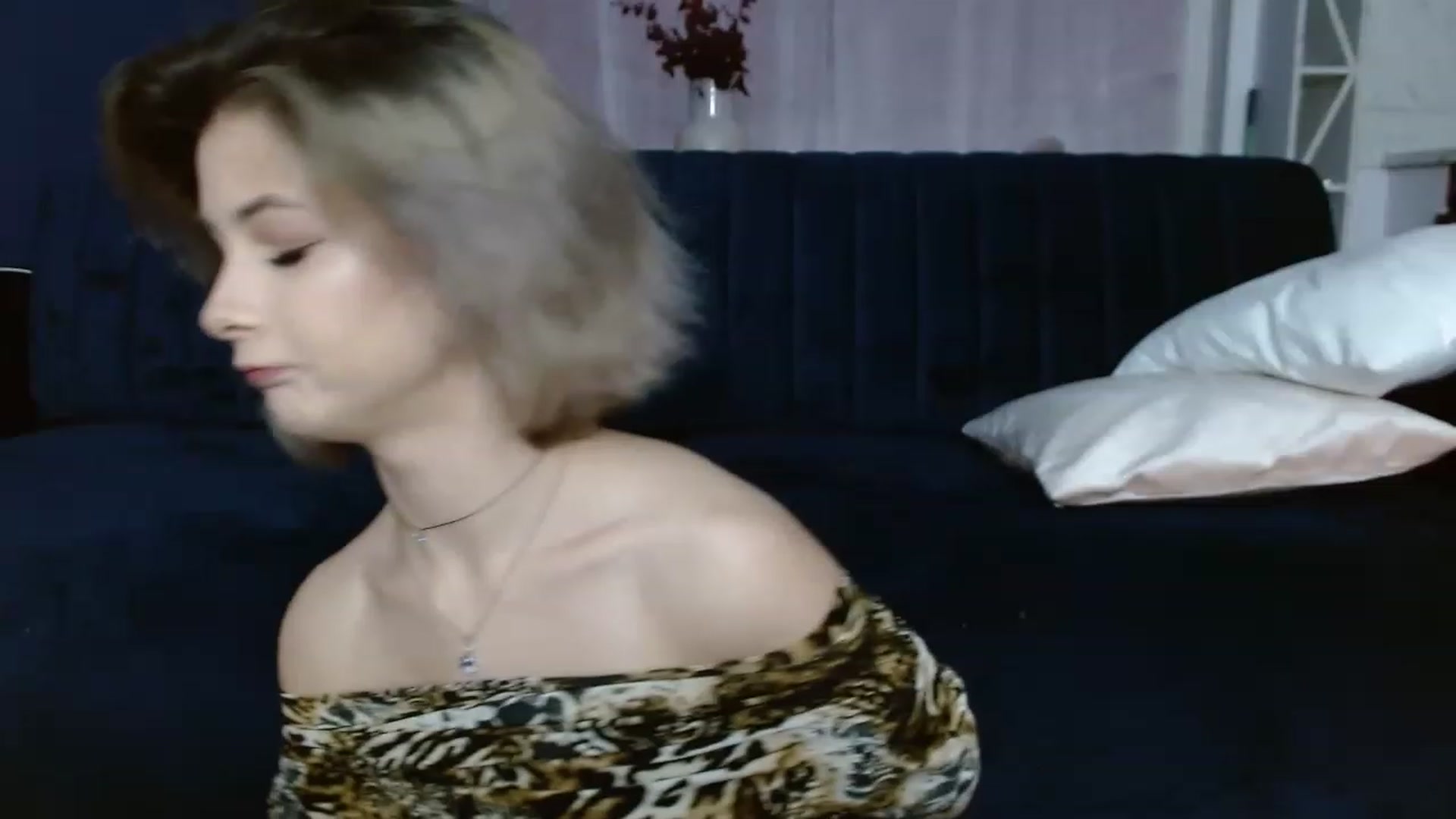 Gallery image thumbnail from DavinaDevine1's myfreecams stream on, 04/07/2023, 20:35 image 8 of 20