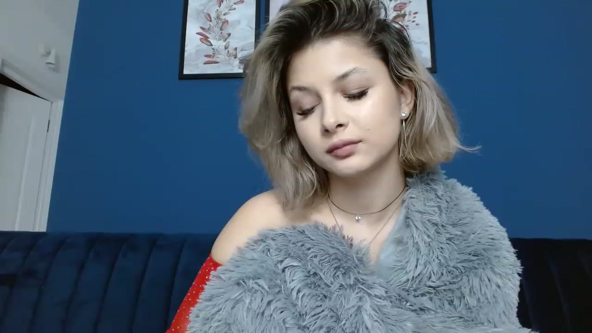 Gallery image thumbnail from DavinaDevine1's myfreecams stream on, 04/23/2023, 19:25 image 8 of 20