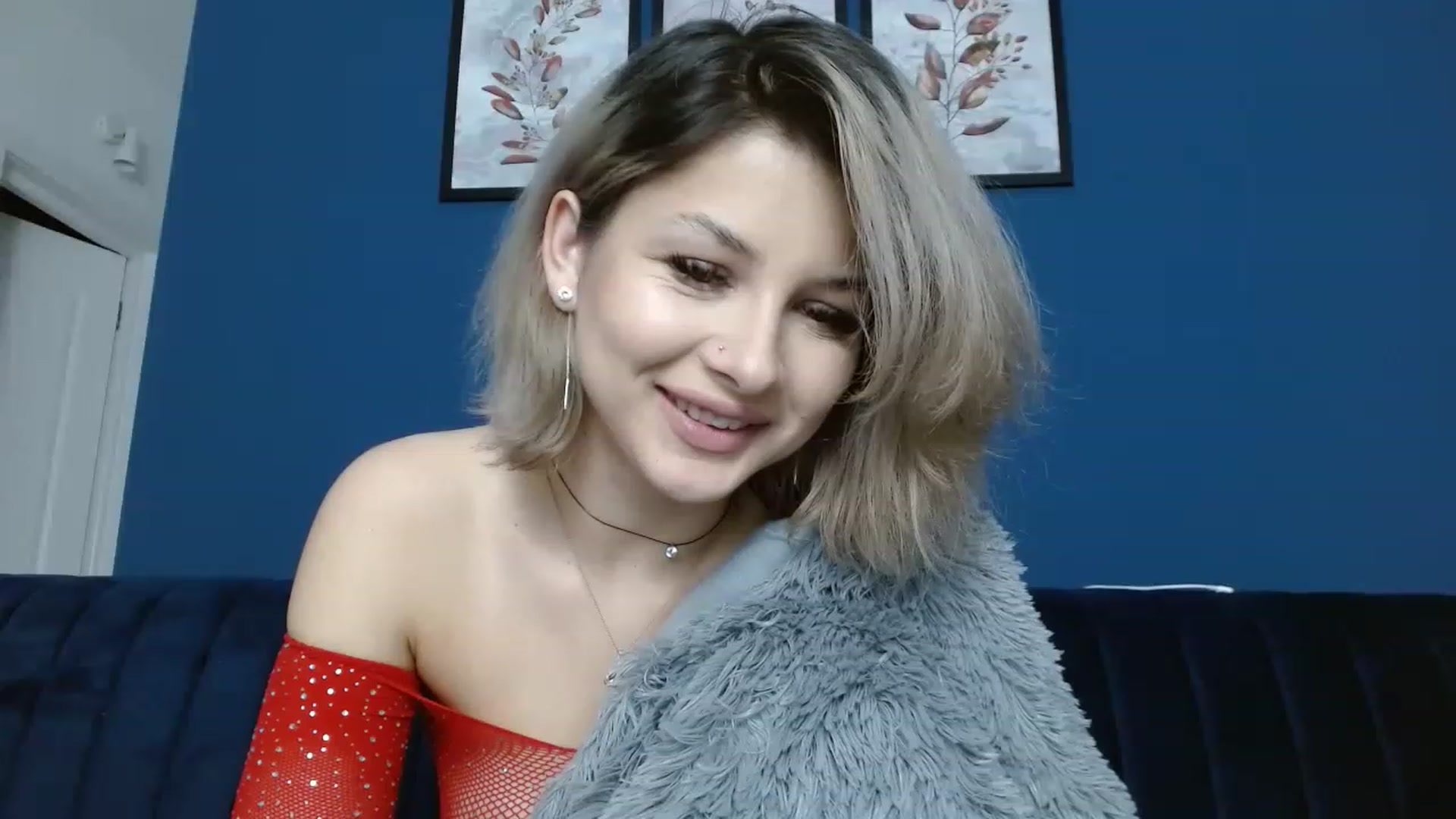 Gallery image thumbnail from DavinaDevine1's myfreecams stream on, 04/23/2023, 19:25 image 17 of 20
