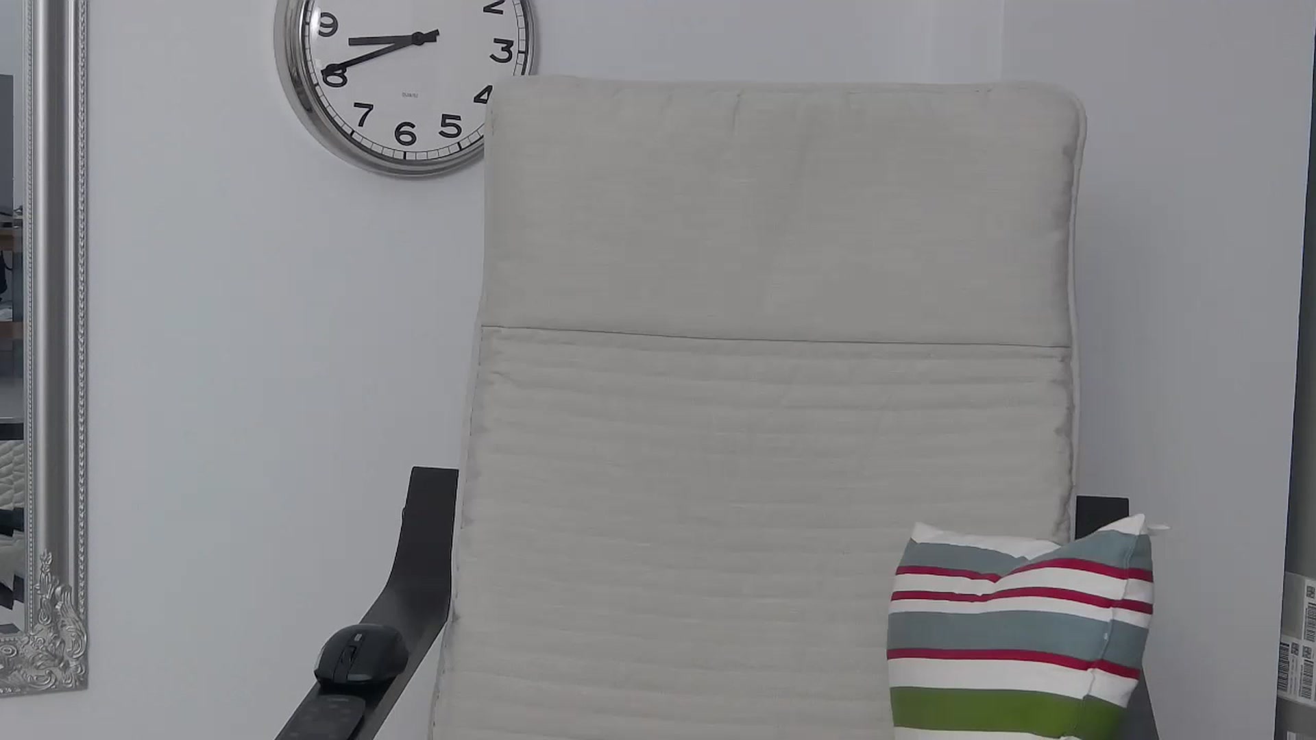 Gallery image thumbnail from DavinaDevine1's myfreecams stream on, 06/19/2023, 24:04 image 10 of 20