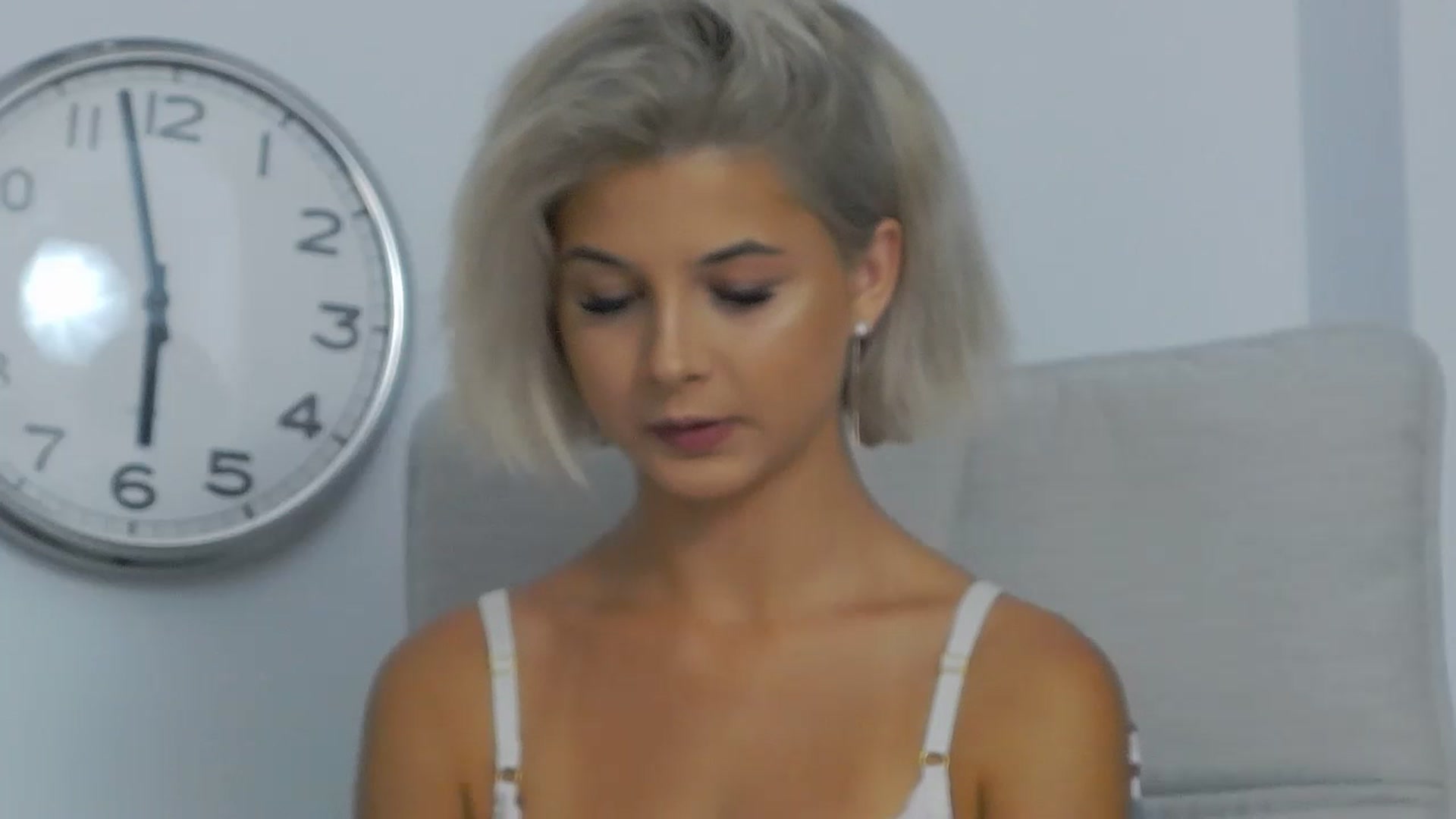 Gallery image thumbnail from DavinaDevine1's myfreecams stream on, 07/03/2023, 22:18 image 2 of 20