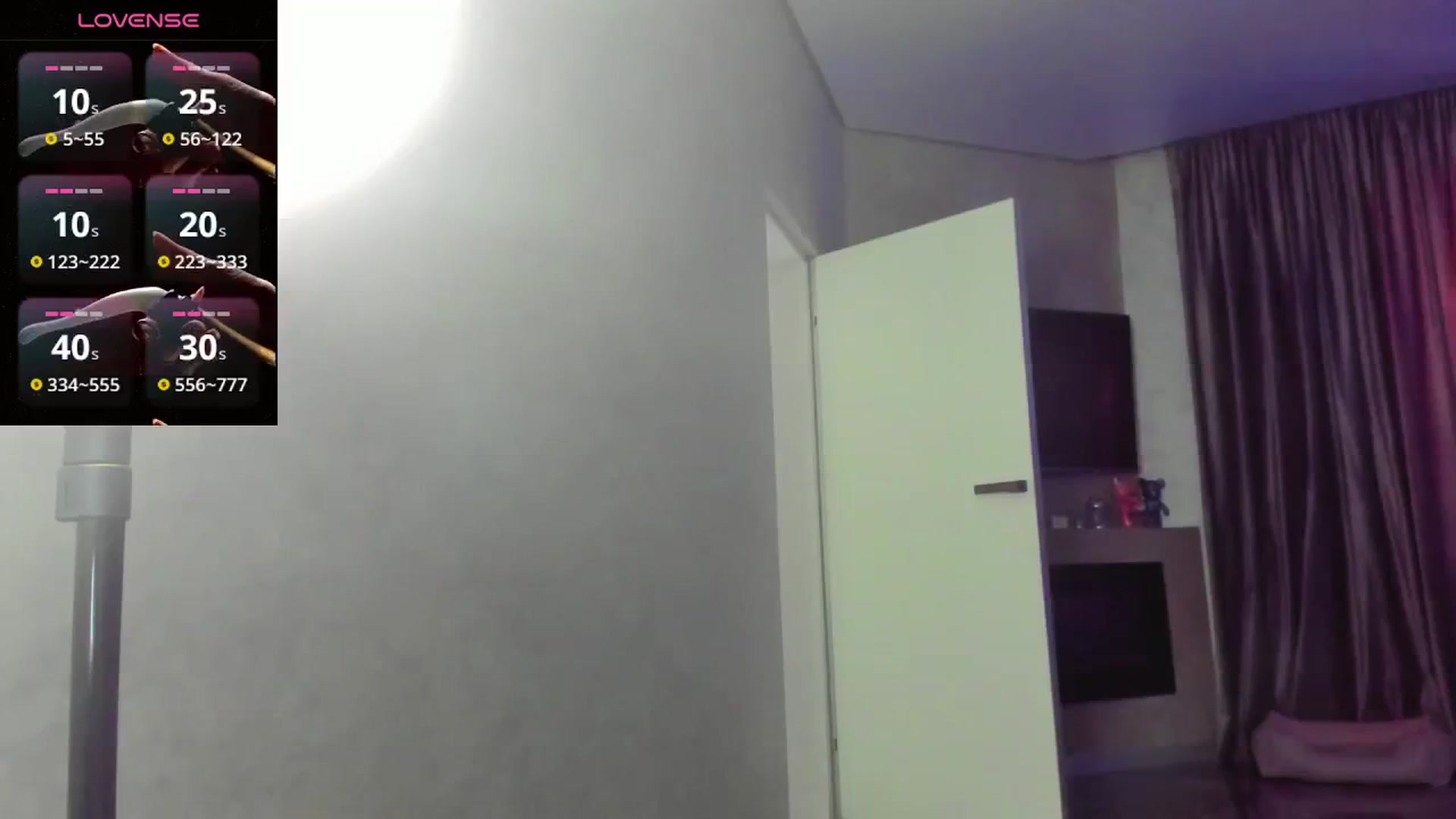 Gallery image thumbnail from DawnK_'s myfreecams stream on, 08/29/2025, 13:36 image 8 of 20