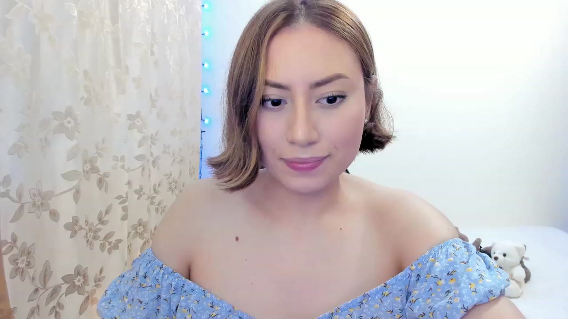 Gallery image thumbnail from Day_Anna's myfreecams stream on, 11/24/2022, 17:38 image 2 of 20