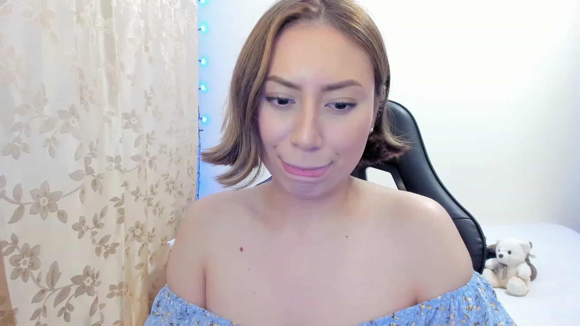 Gallery image thumbnail from Day_Anna's myfreecams stream on, 11/24/2022, 22:29 image 7 of 20
