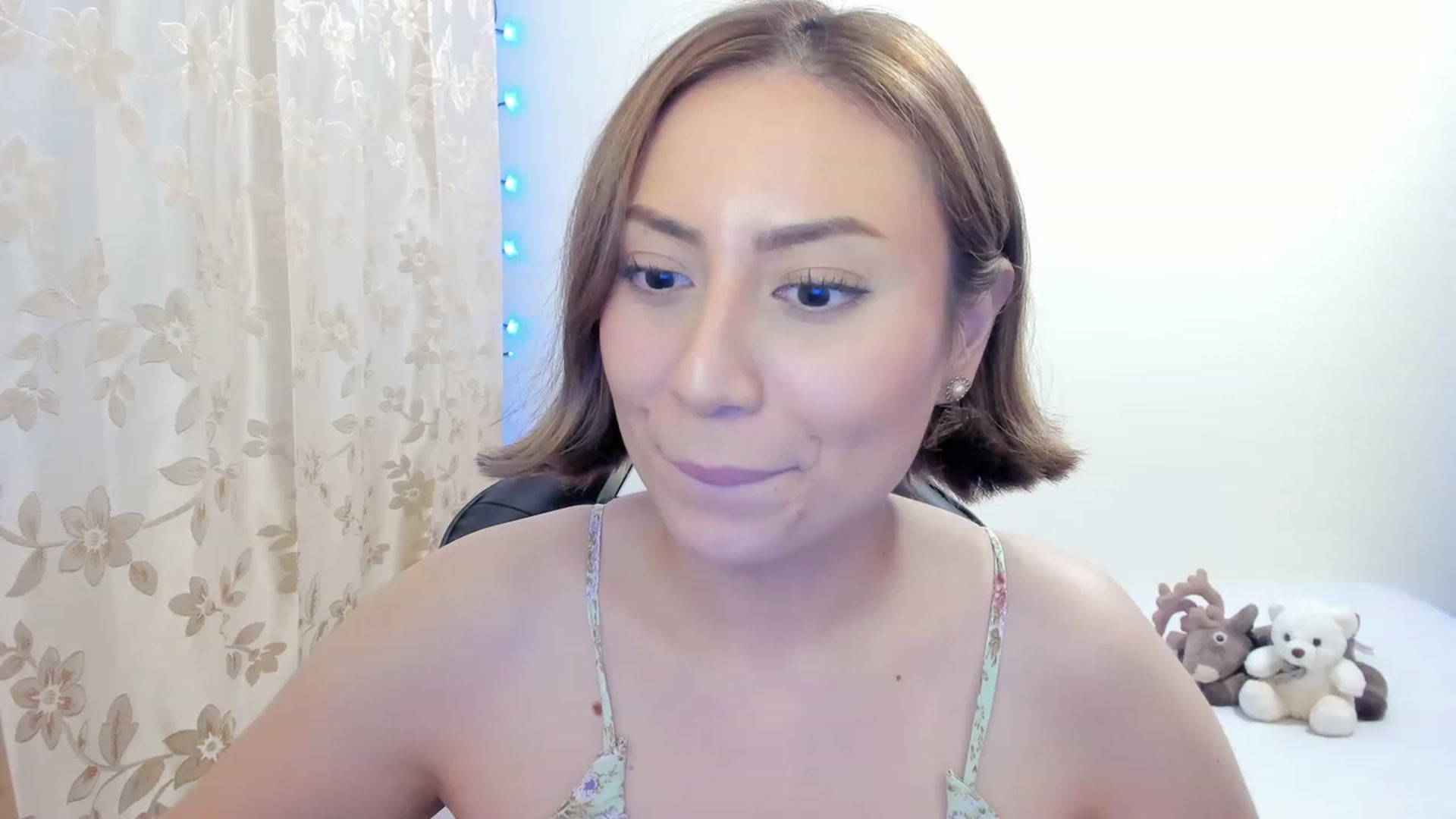 Gallery image thumbnail from Day_Anna's myfreecams stream on, 11/29/2022, 10:34 image 15 of 20