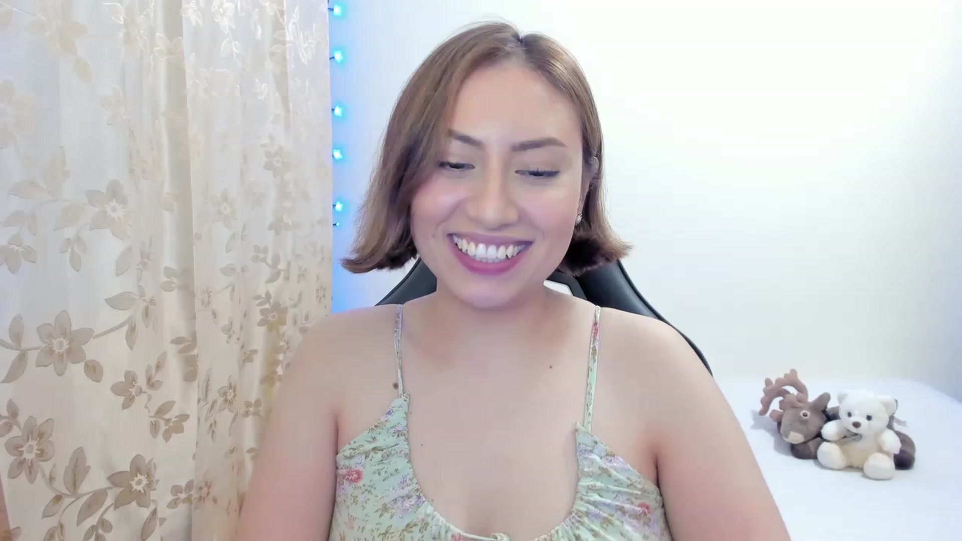 Gallery image thumbnail from Day_Anna's myfreecams stream on, 11/29/2022, 10:34 image 3 of 20