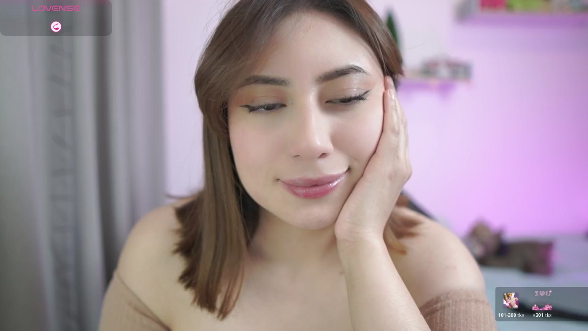 Gallery image thumbnail from Day_Anna's myfreecams stream on, 12/26/2025, 18:52 image 3 of 20