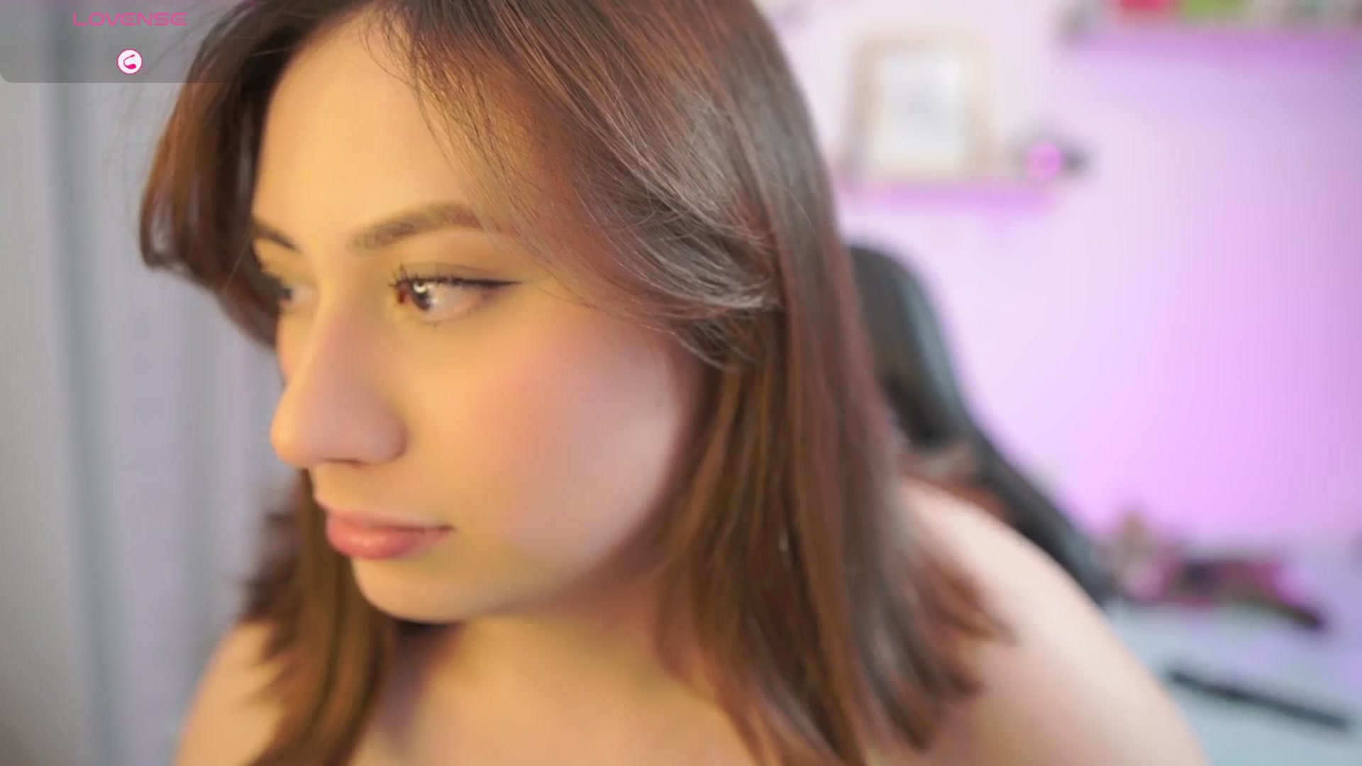 Gallery image thumbnail from Day_Anna's myfreecams stream on, 02/04/2026, 19:13 image 6 of 20