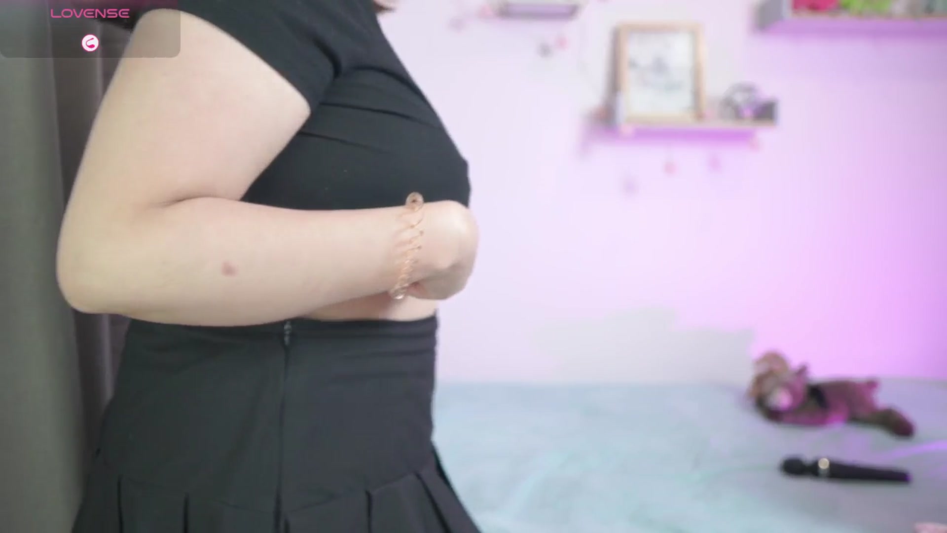 Gallery image thumbnail from Day_Anna's myfreecams stream on, 02/17/2026, 16:55 image 9 of 20