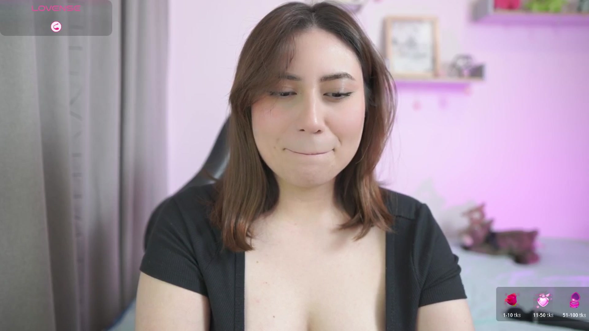 Gallery image thumbnail from Day_Anna's myfreecams stream on, 02/21/2026, 18:58 image 12 of 20