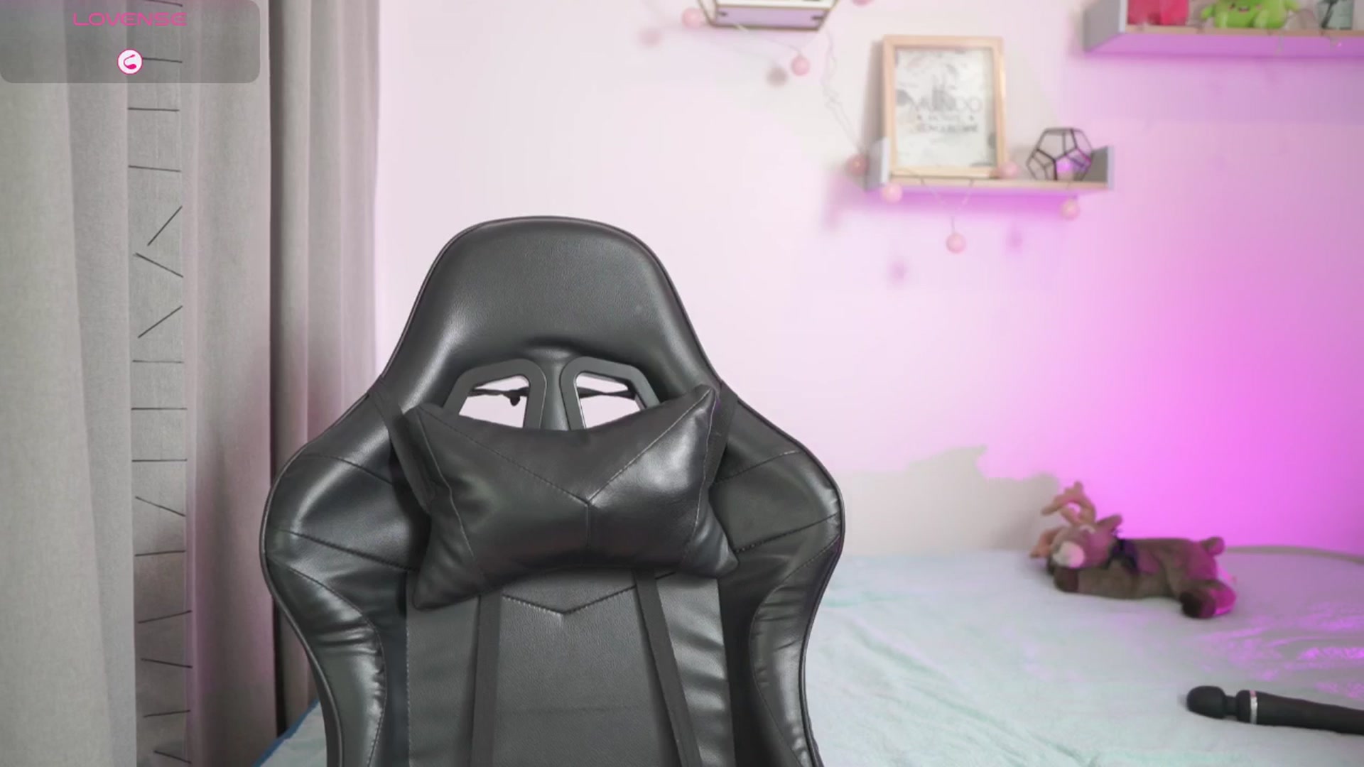 Gallery image thumbnail from Day_Anna's myfreecams stream on, 02/22/2026, 18:24 image 5 of 20