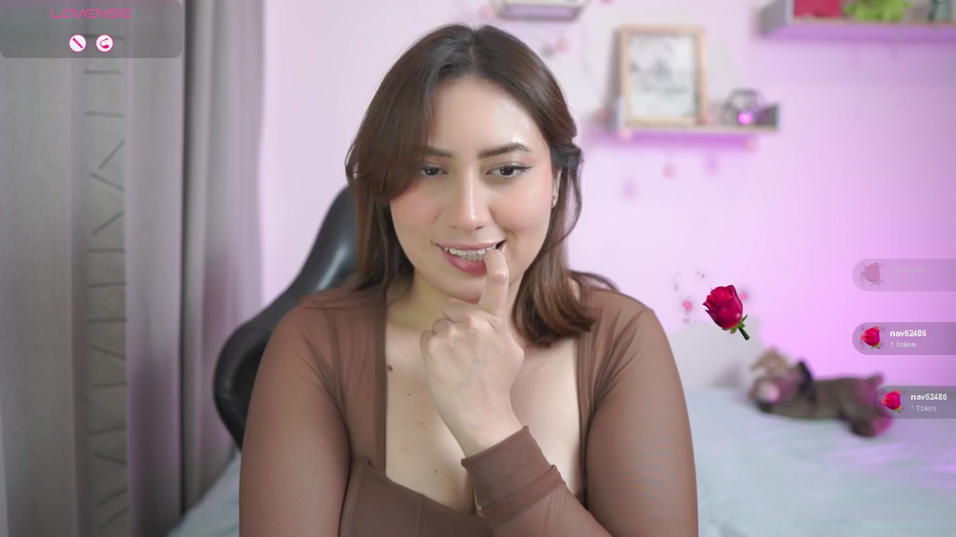 Gallery image thumbnail from Day_Anna's myfreecams stream on, 02/27/2026, 19:37 image 17 of 20