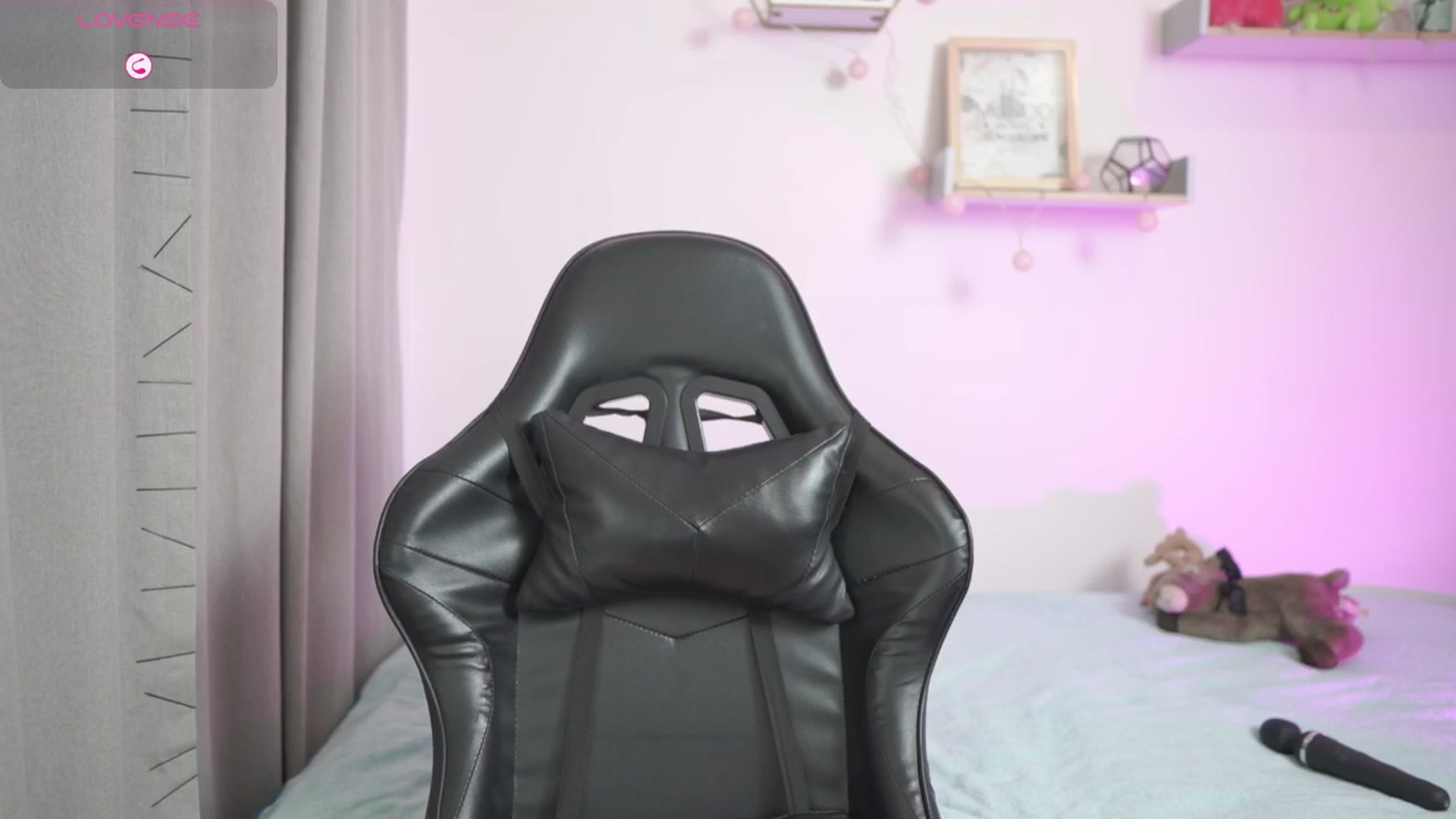 Gallery image thumbnail from Day_Anna's myfreecams stream on, 02/27/2026, 19:37 image 20 of 20
