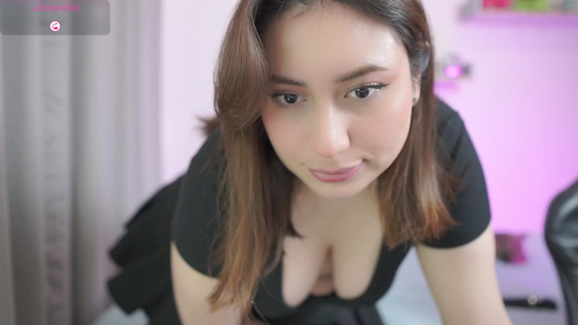 Gallery image thumbnail from Day_Anna's myfreecams stream on, 03/09/2026, 17:33 image 1 of 20