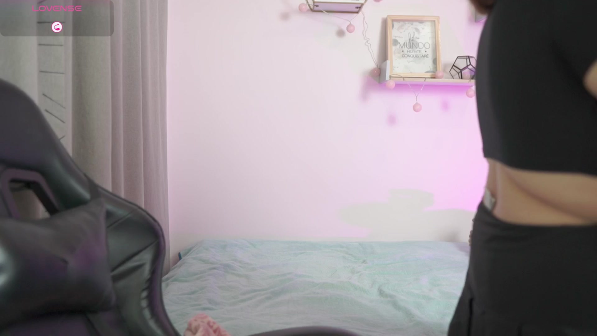 Gallery image thumbnail from Day_Anna's myfreecams stream on, 03/12/2026, 18:40 image 19 of 20