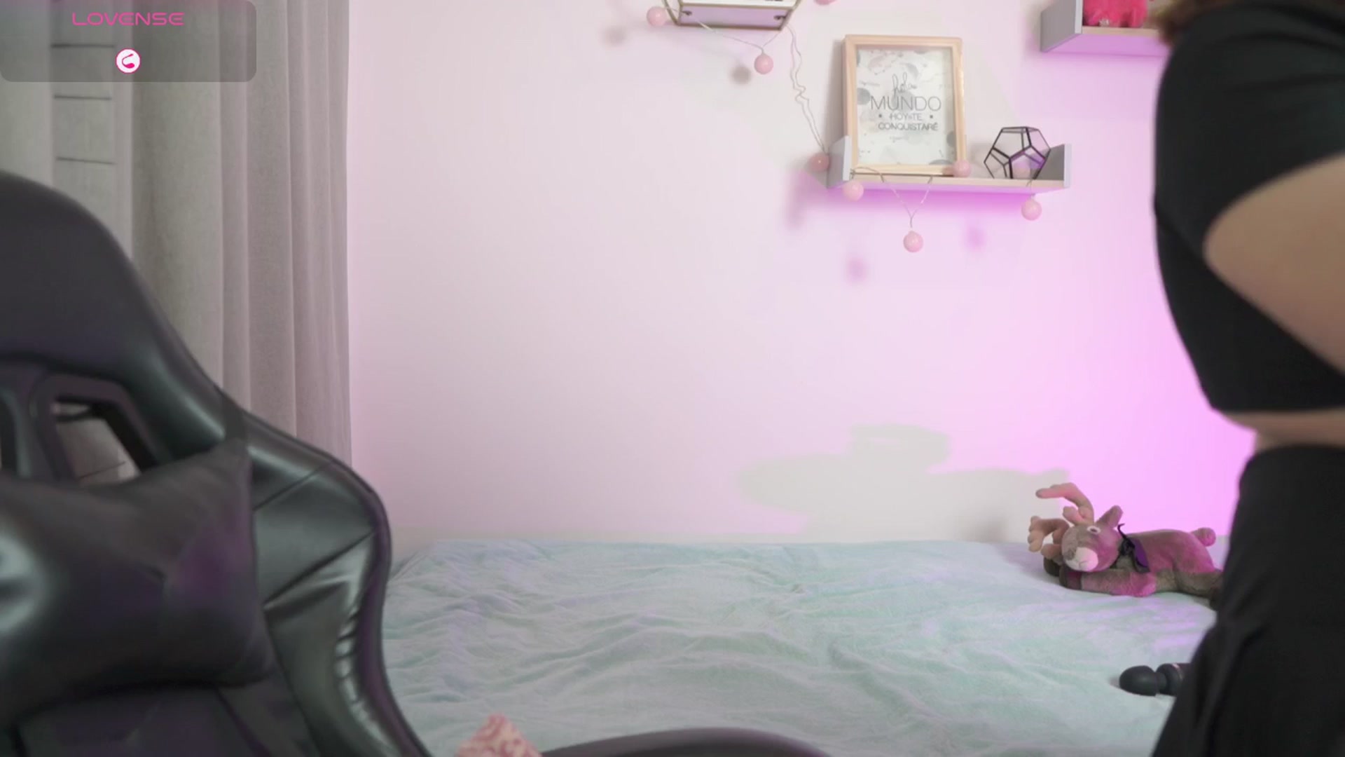 Gallery image thumbnail from Day_Anna's myfreecams stream on, 03/12/2026, 18:40 image 13 of 20