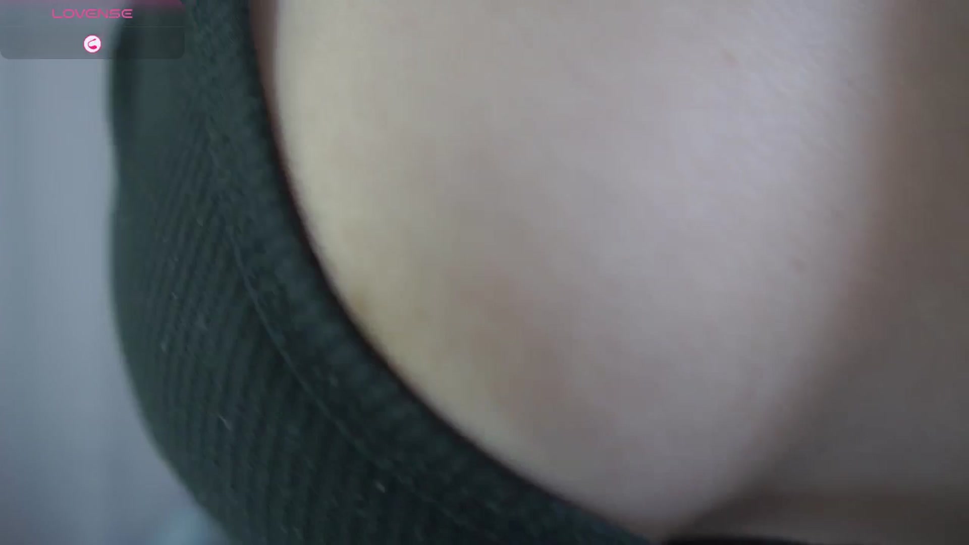 Gallery image thumbnail from Day_Anna's myfreecams stream on, 03/12/2026, 18:40 image 14 of 20