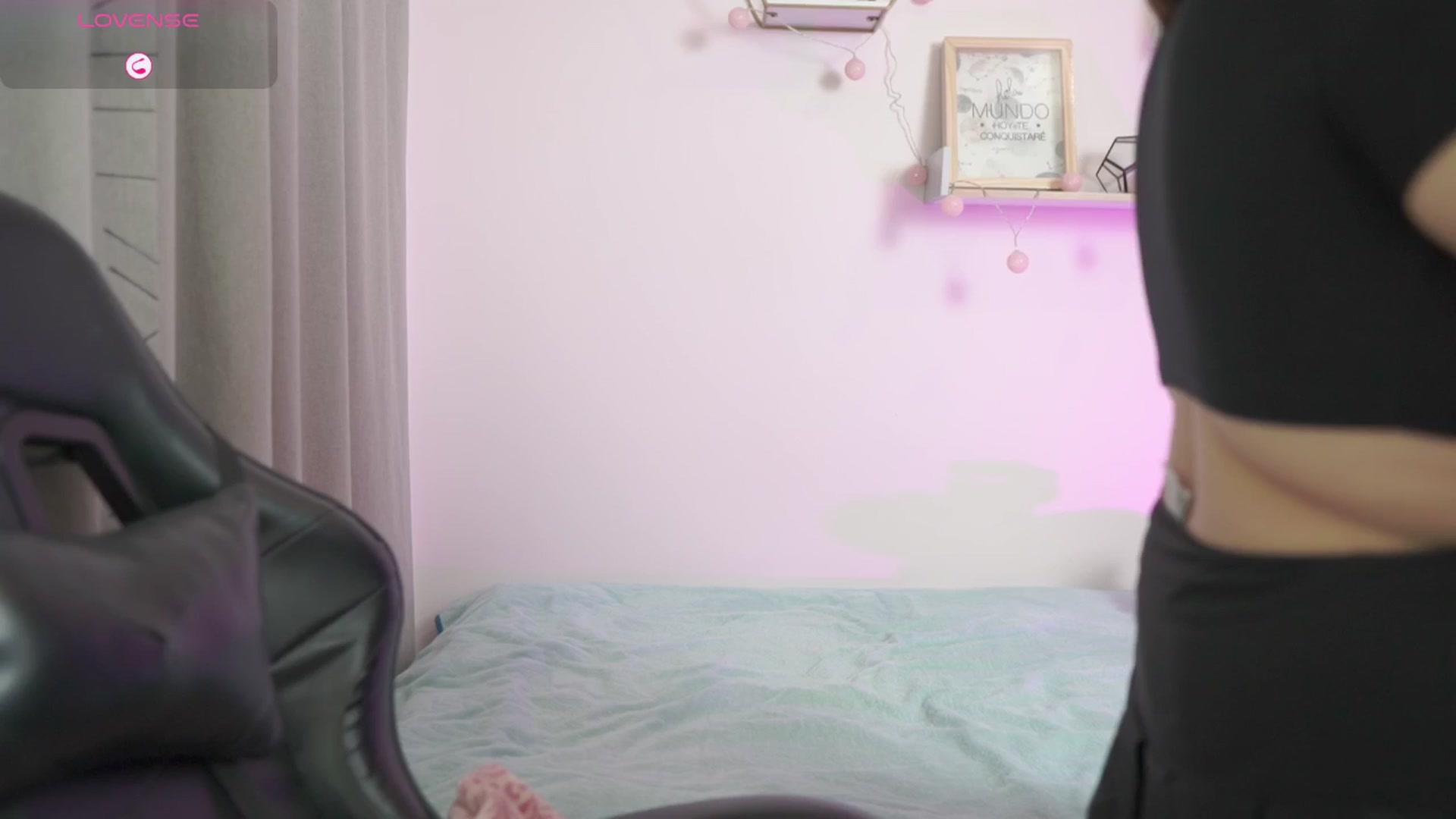 Gallery image thumbnail from Day_Anna's myfreecams stream on, 03/12/2026, 18:40 image 18 of 20