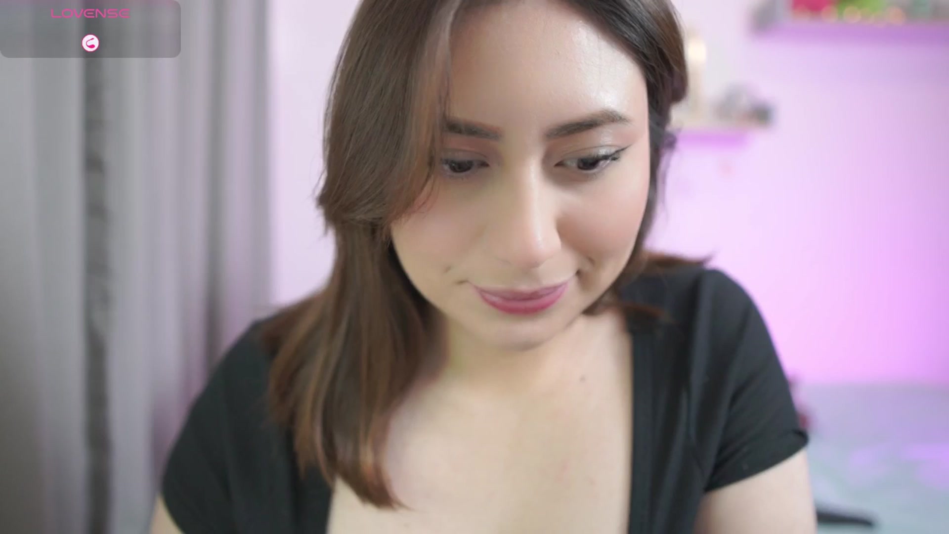 Gallery image thumbnail from Day_Anna's myfreecams stream on, 04/23/2026, 16:48 image 5 of 20