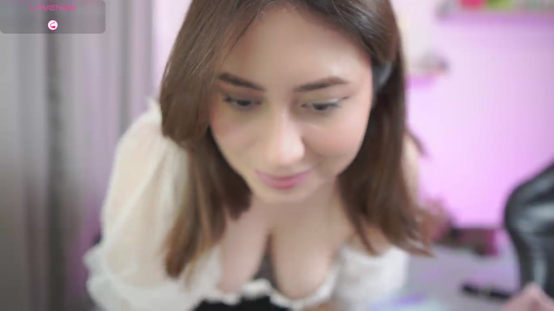Gallery image thumbnail from Day_Anna's myfreecams stream on, 04/24/2026, 21:45 image 4 of 20