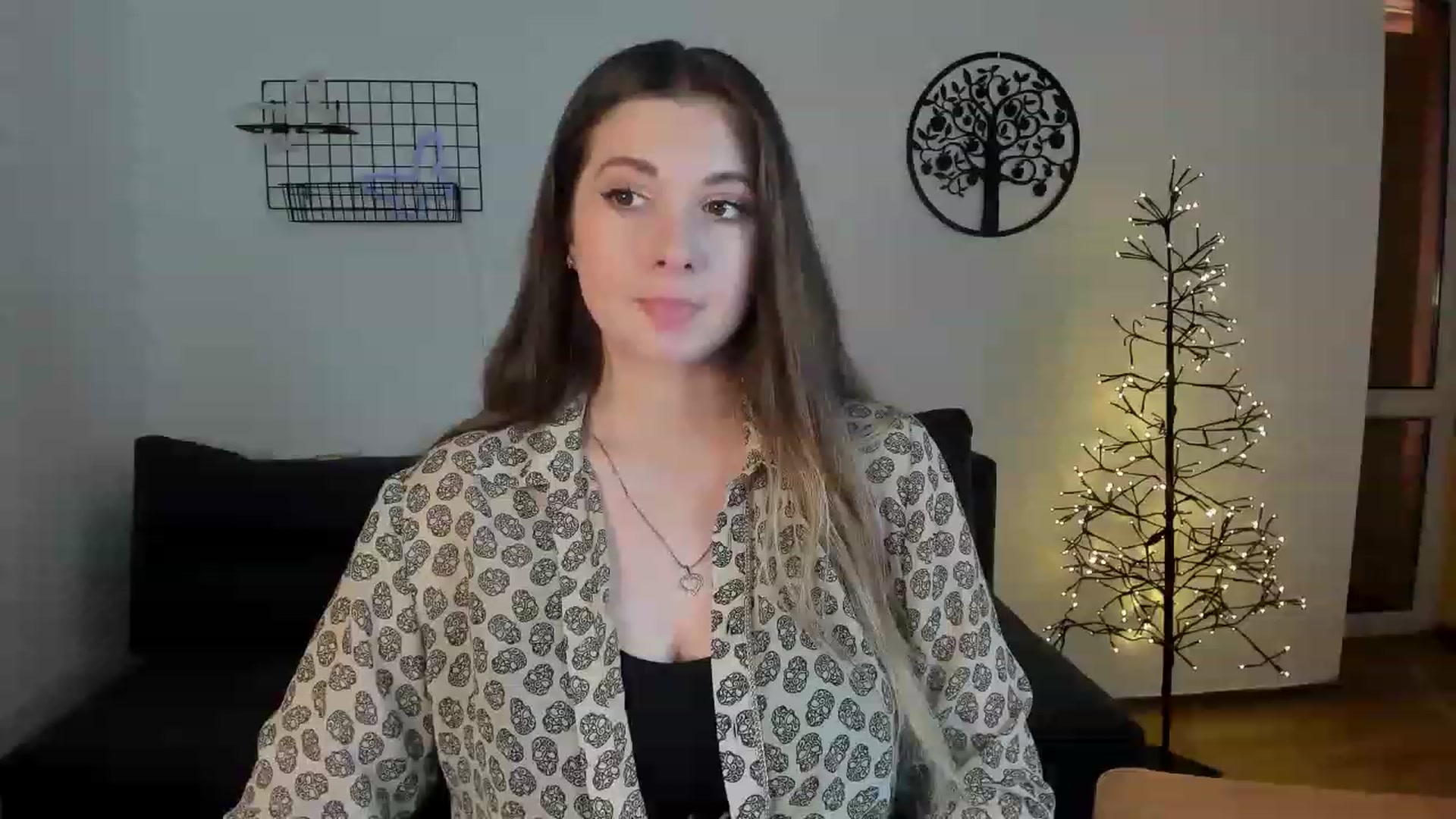 Gallery image thumbnail from DayanaHale's myfreecams stream on, 07/10/2023, 11:52 image 3 of 20
