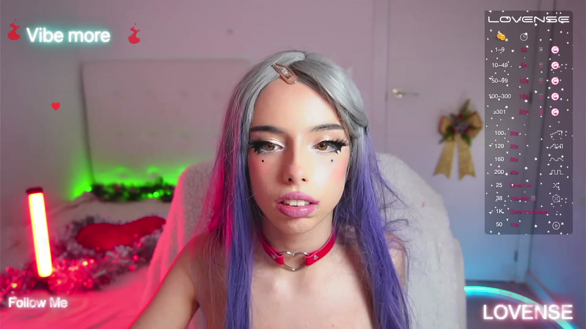 Gallery image thumbnail from Dayna_Nebula's myfreecams stream on, 12/25/2022, 12:46 image 14 of 20