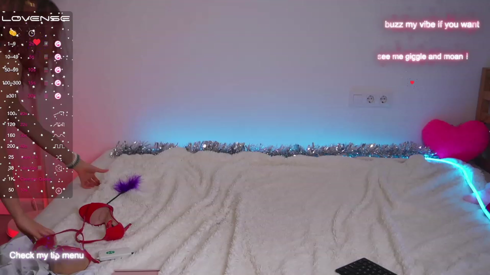 Gallery image thumbnail from Dayna_Nebula's myfreecams stream on, 01/01/2023, 20:28 image 17 of 20