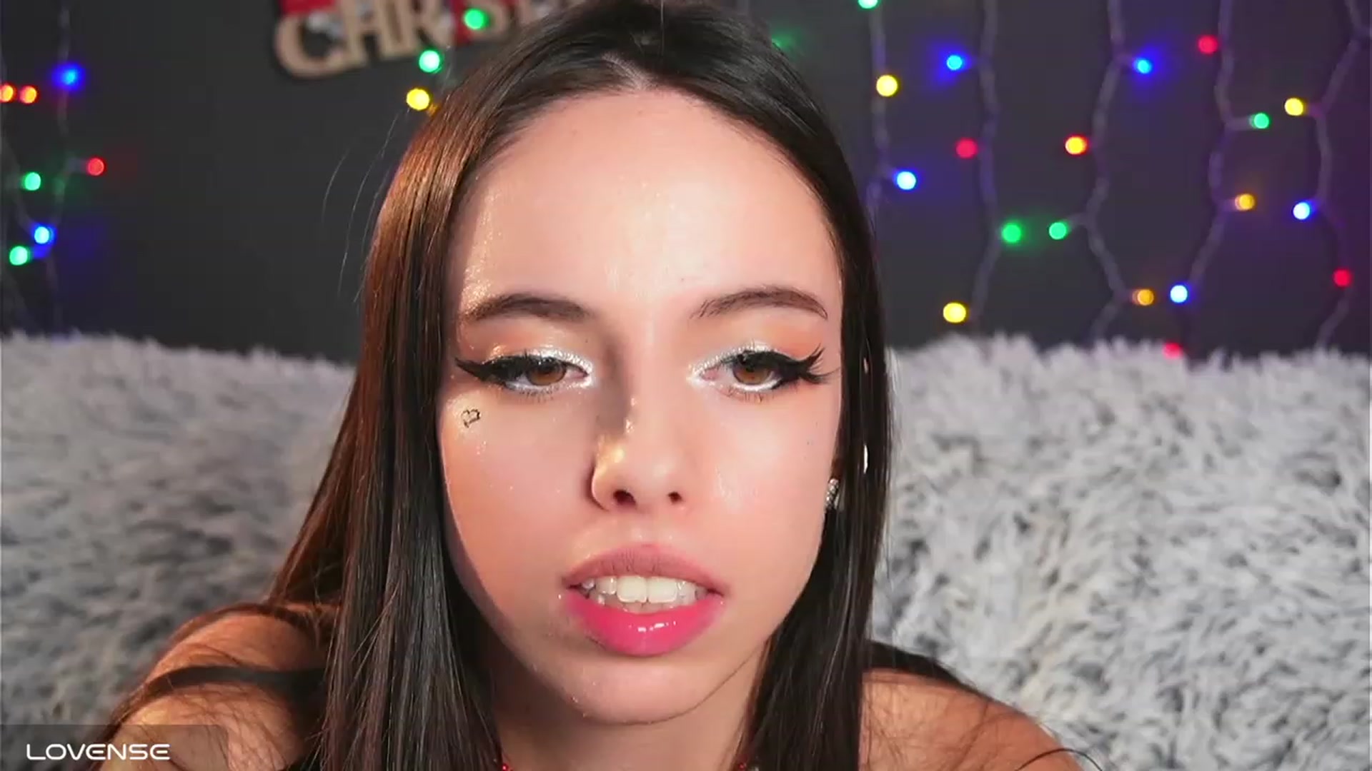 Gallery image thumbnail from Dayna_Nebula's myfreecams stream on, 12/25/2023, 19:25 image 15 of 20