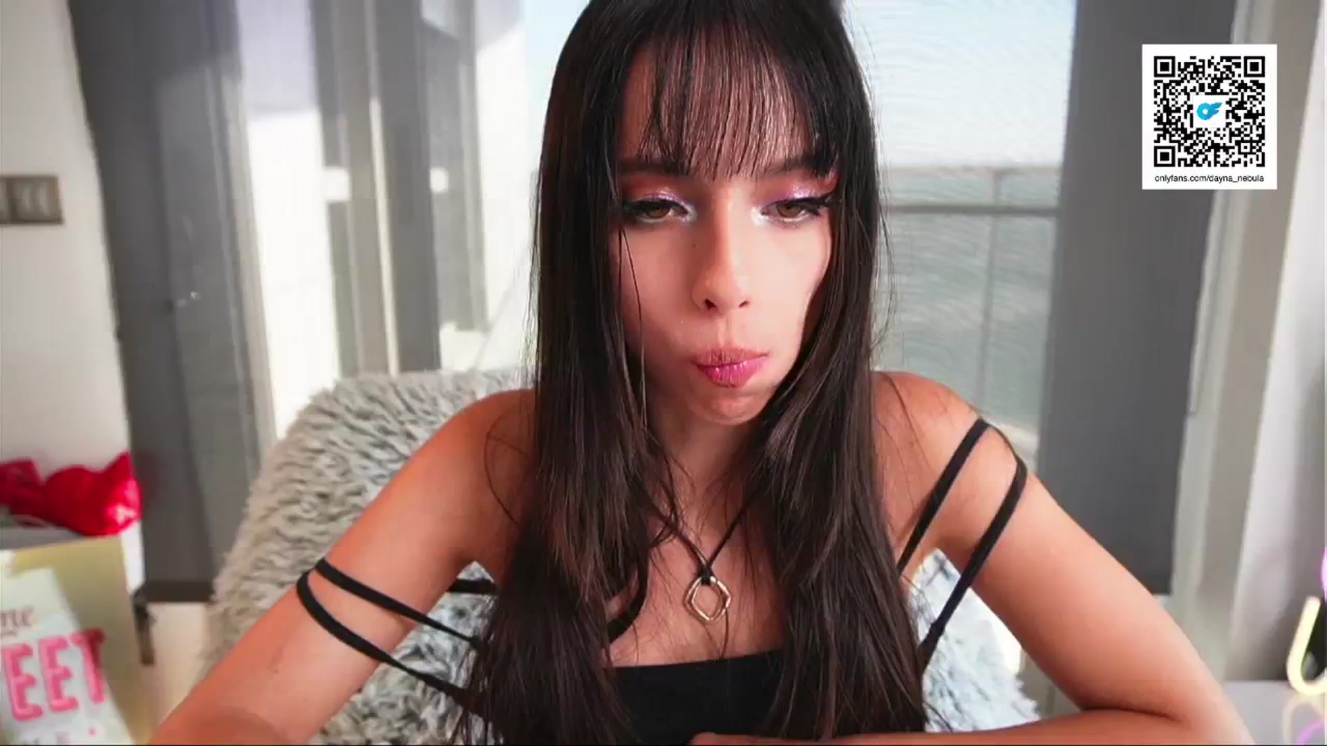 Gallery image thumbnail from Dayna_Nebula's myfreecams stream on, 06/16/2024, 17:54 image 10 of 20