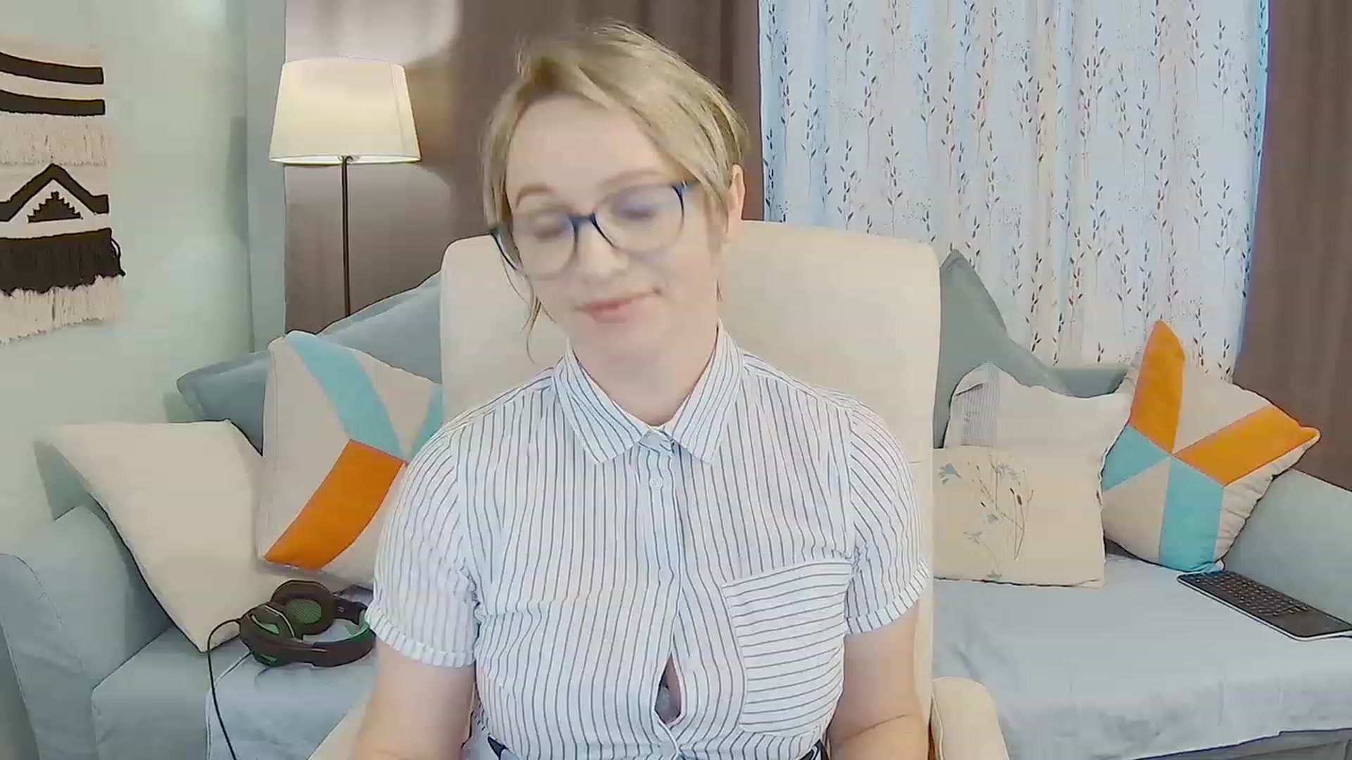 Gallery image thumbnail from DazzlingSmile's myfreecams stream on, 07/02/2023, 13:47 image 3 of 20