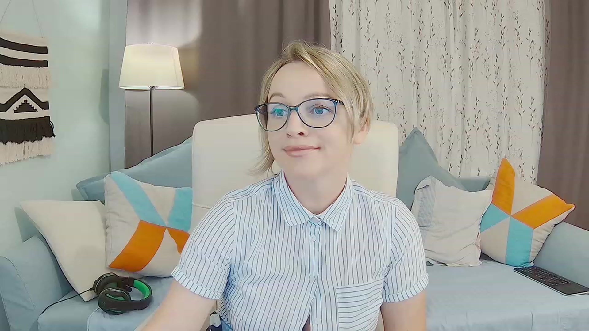 Gallery image thumbnail from DazzlingSmile's myfreecams stream on, 07/02/2023, 18:52 image 2 of 20