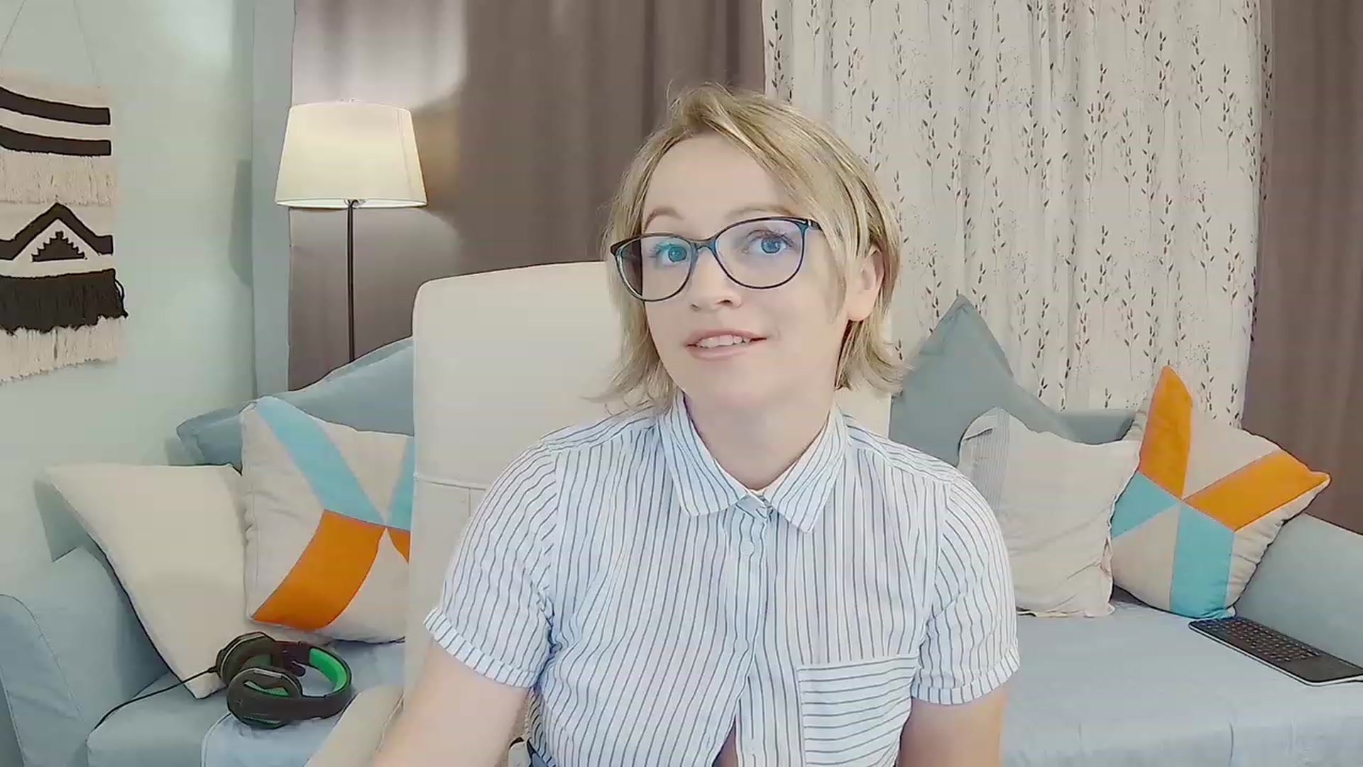 Gallery image thumbnail from DazzlingSmile's myfreecams stream on, 07/02/2023, 18:52 image 12 of 20
