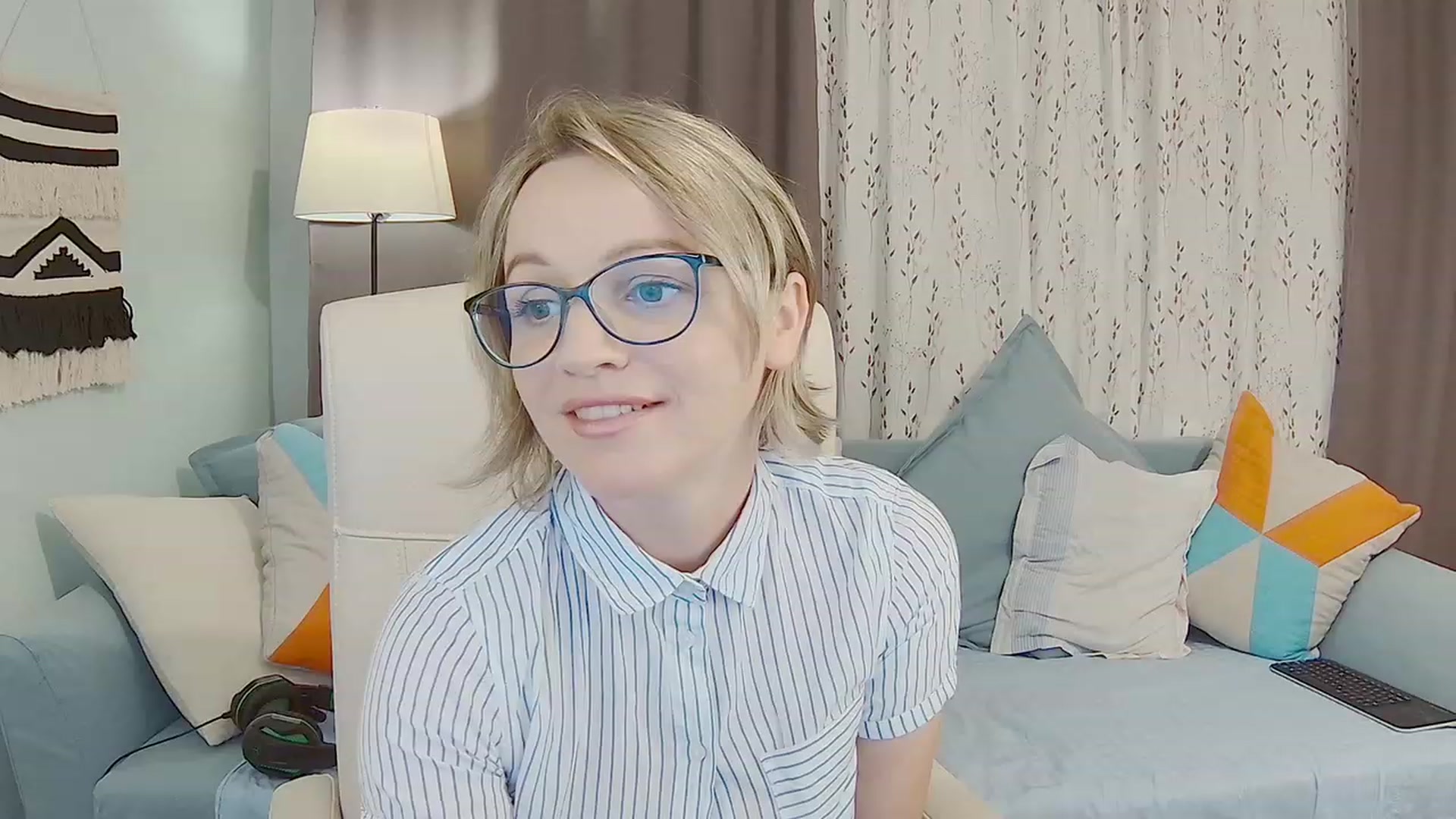 Gallery image thumbnail from DazzlingSmile's myfreecams stream on, 07/02/2023, 18:52 image 13 of 20
