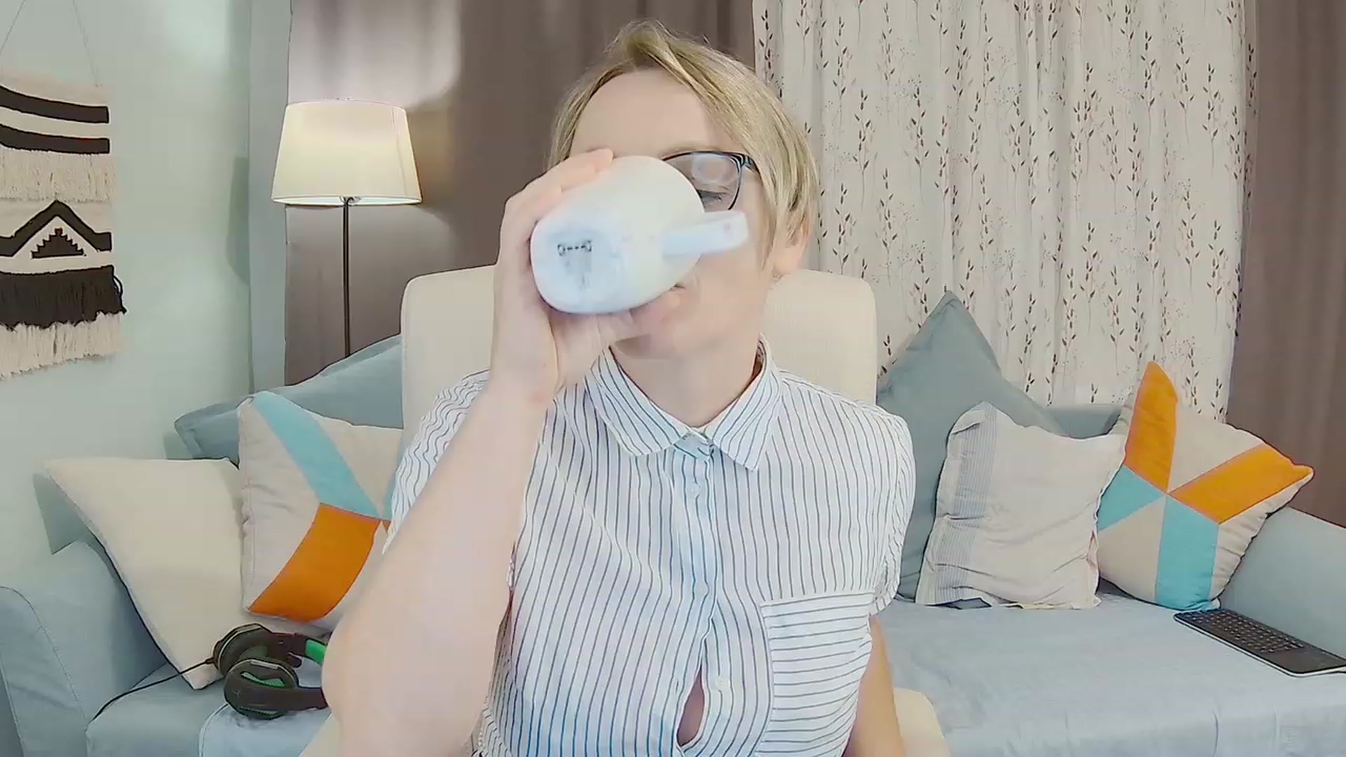 Gallery image thumbnail from DazzlingSmile's myfreecams stream on, 07/02/2023, 18:52 image 7 of 20