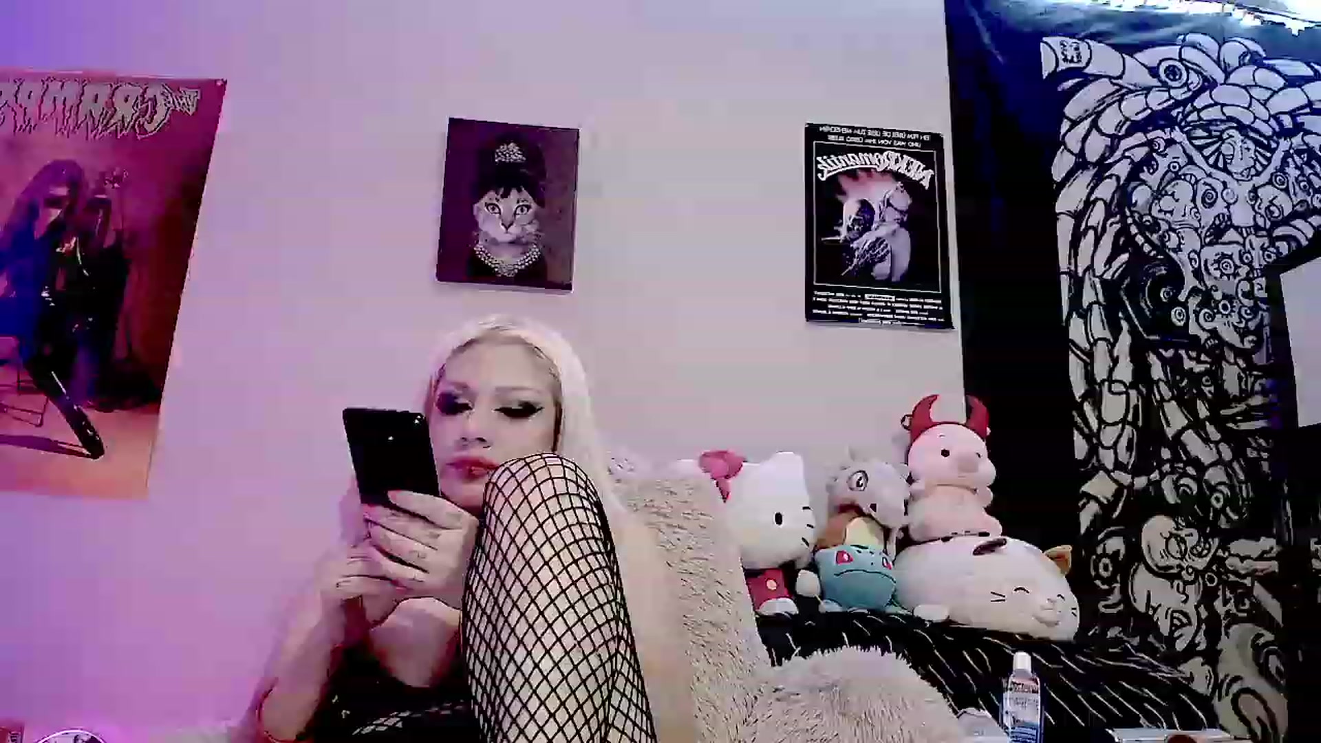 Gallery image thumbnail from DeVille's myfreecams stream on, 11/02/2023, 21:04 image 2 of 20