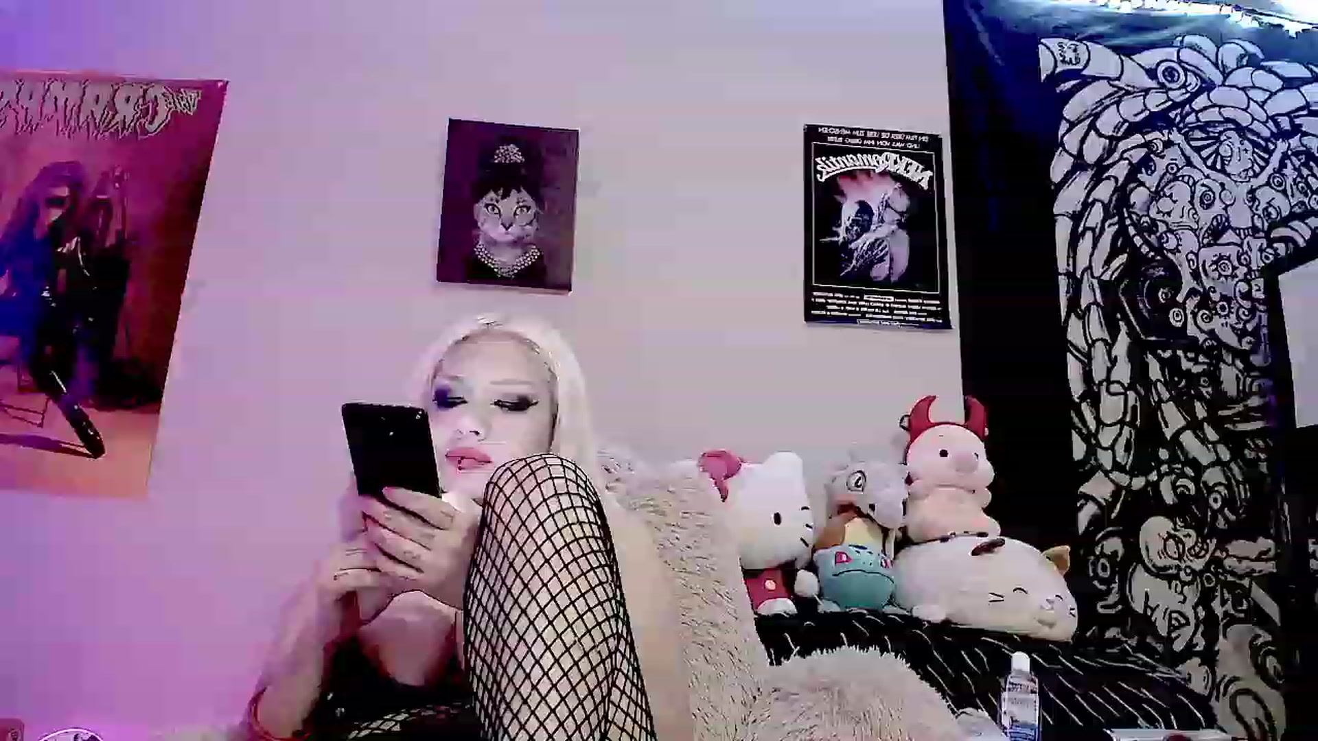 Gallery image thumbnail from DeVille's myfreecams stream on, 11/02/2023, 21:04 image 1 of 20