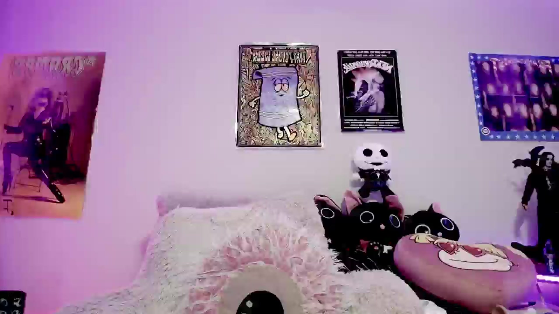 Gallery image thumbnail from DeVille's myfreecams stream on, 05/22/2024, 23:26 image 7 of 20