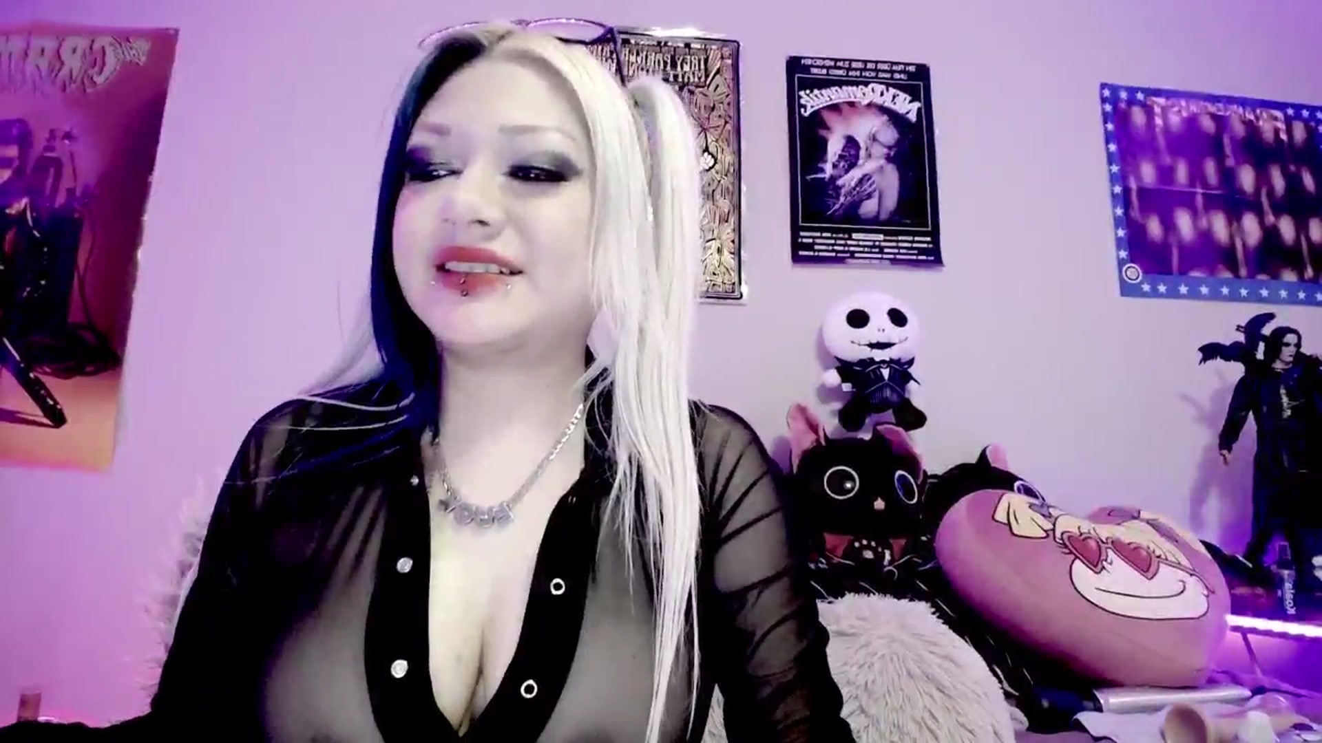 Gallery image thumbnail from DeVille's myfreecams stream on, 05/24/2024, 13:54 image 19 of 20
