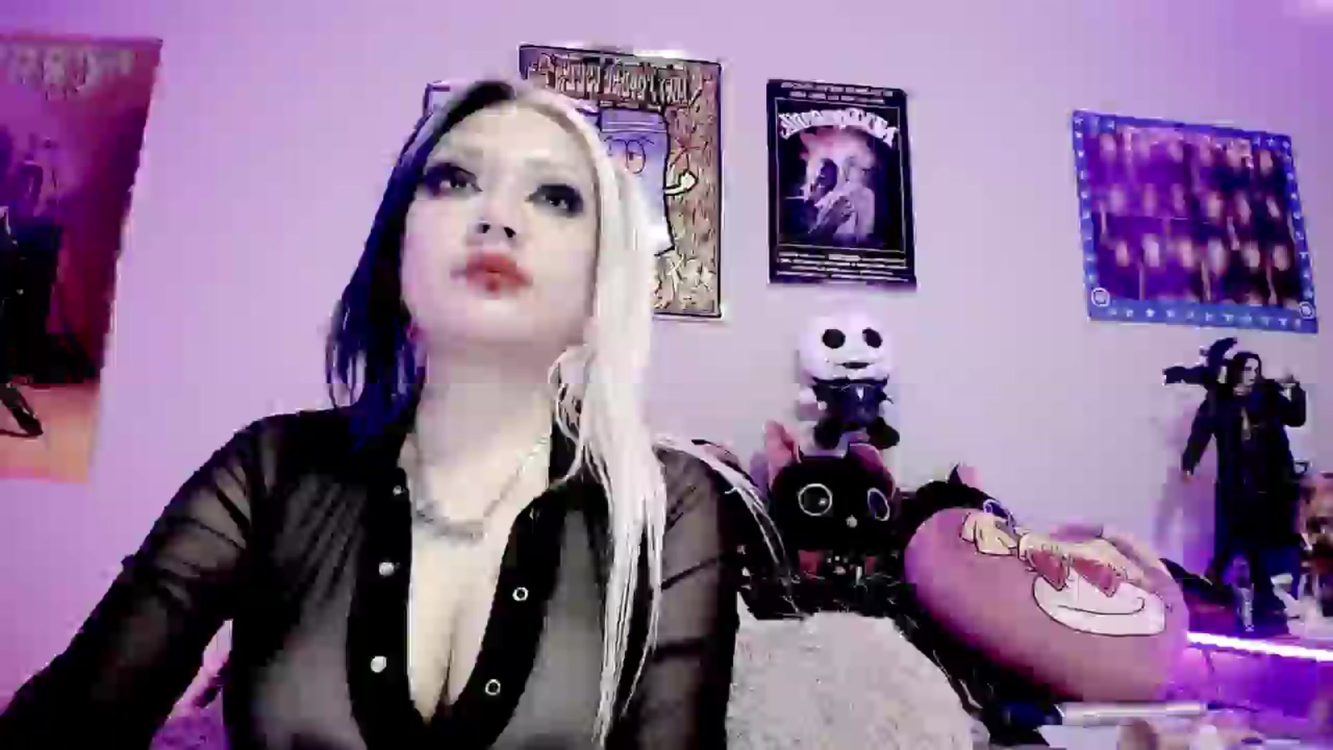 Gallery image thumbnail from DeVille's myfreecams stream on, 05/24/2024, 14:50 image 6 of 20