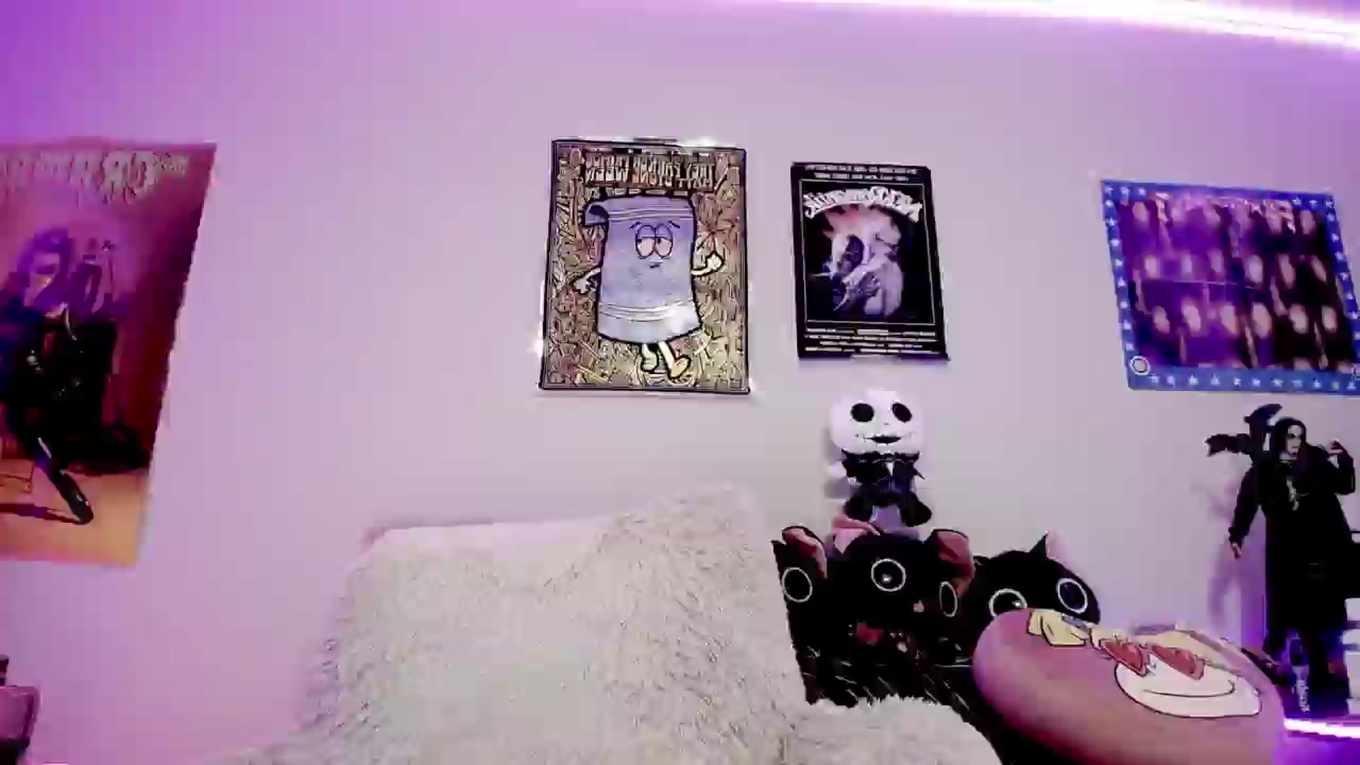 Gallery image thumbnail from DeVille's myfreecams stream on, 05/30/2024, 09:26 image 14 of 20