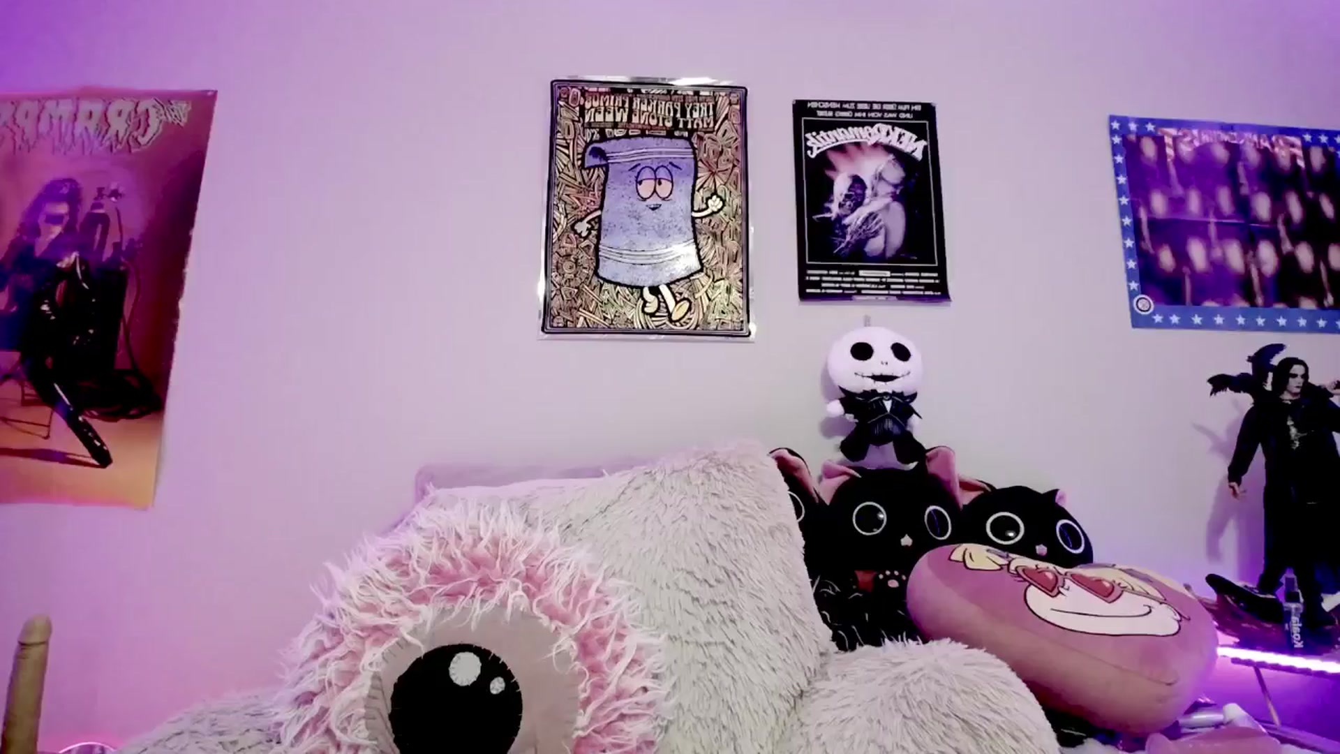 Gallery image thumbnail from DeVille's myfreecams stream on, 06/09/2024, 17:11 image 13 of 20