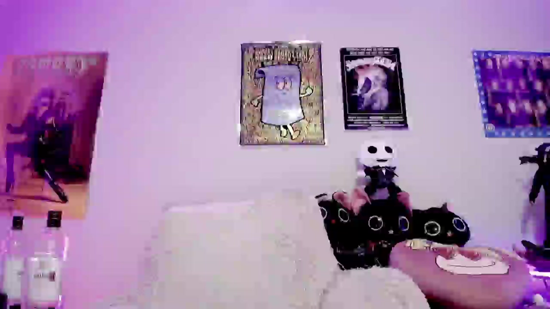 Gallery image thumbnail from DeVille's myfreecams stream on, 06/10/2024, 20:28 image 15 of 20